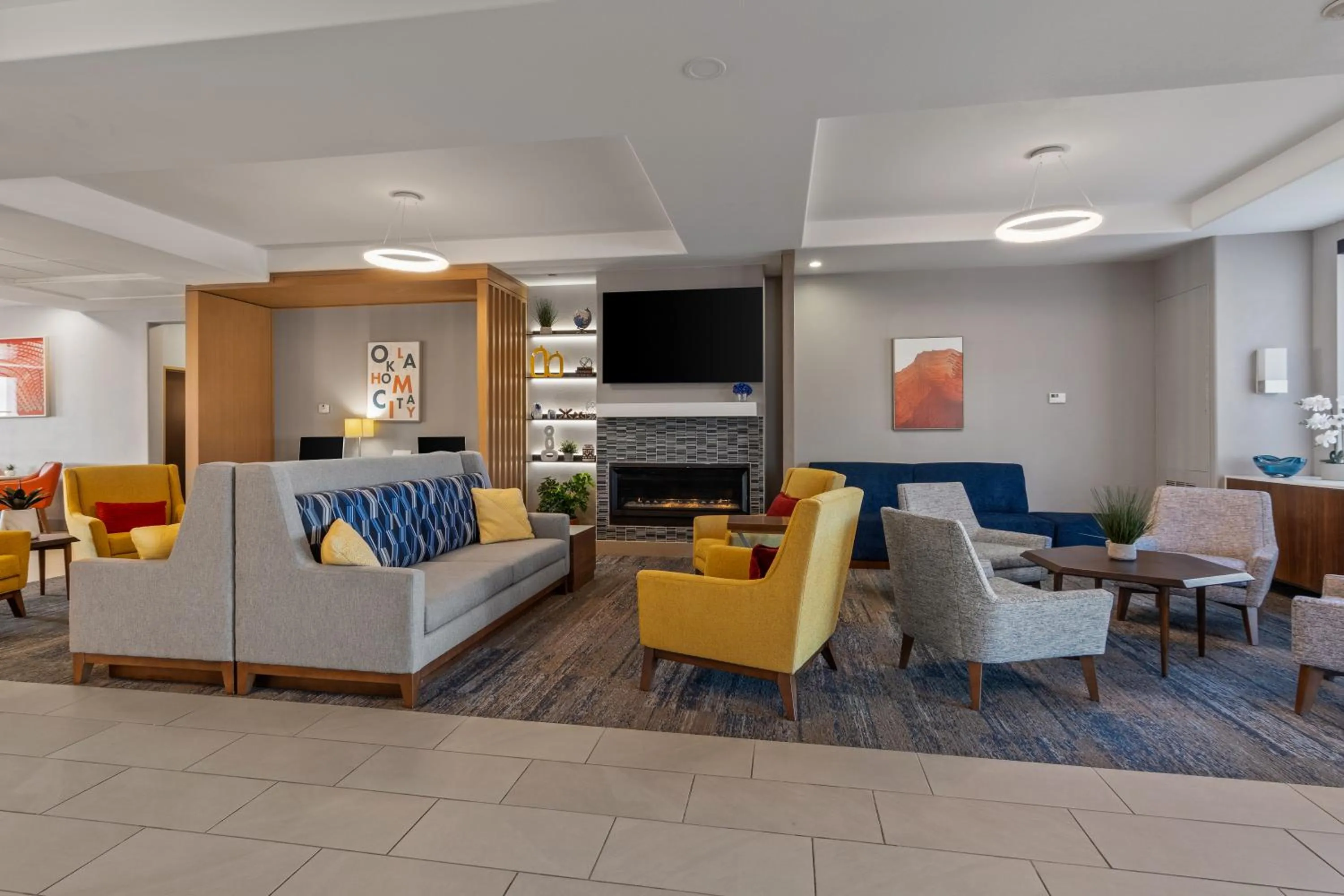 Lobby or reception in Holiday Inn Express & Suites Oklahoma City NW - Quail Springs by IHG