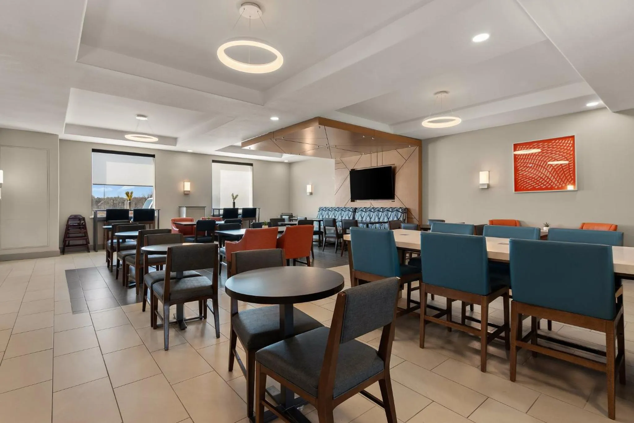 Breakfast in Holiday Inn Express & Suites Oklahoma City NW - Quail Springs by IHG