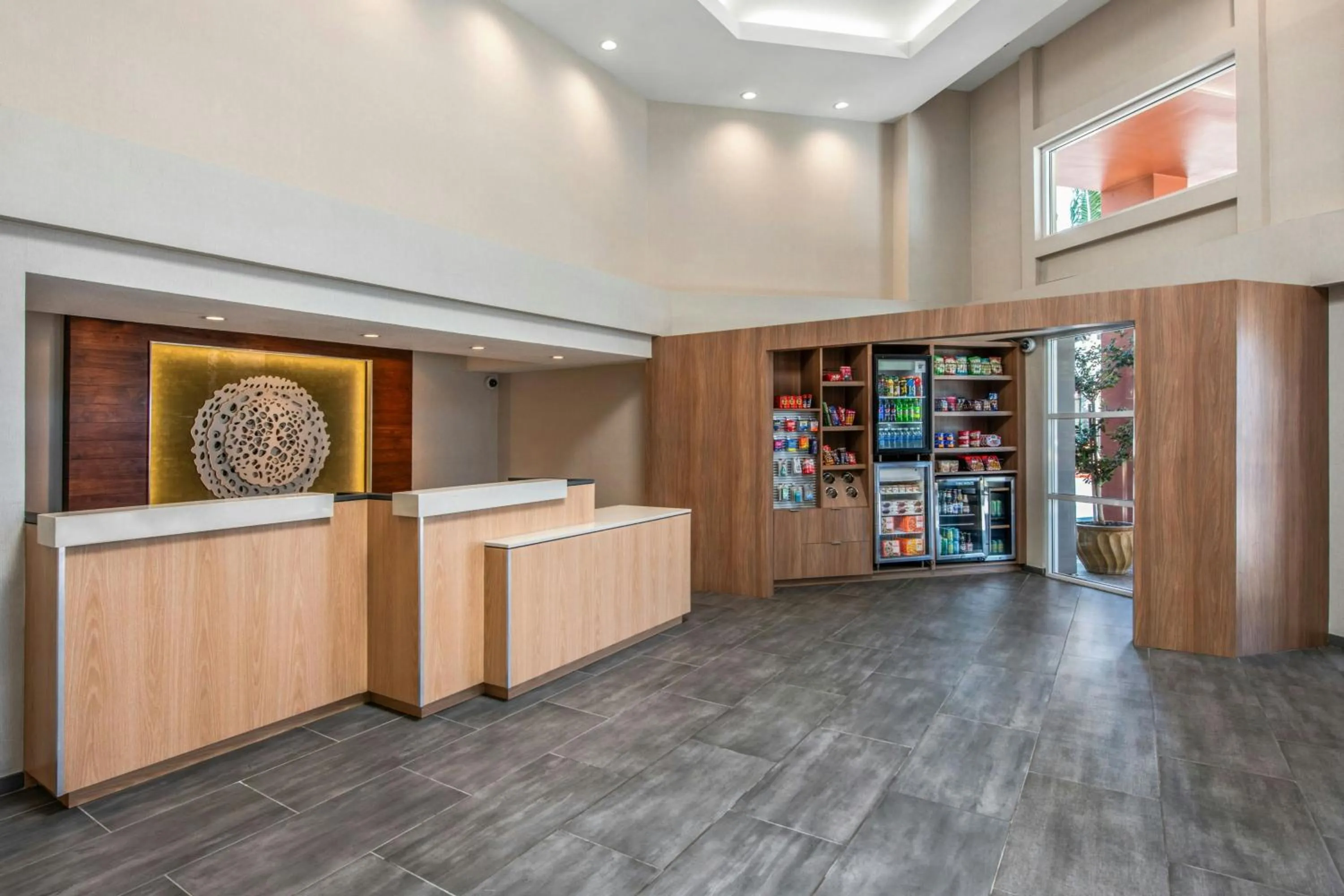 Lobby or reception in Fairfield Inn and Suites by Marriott San Jose Airport