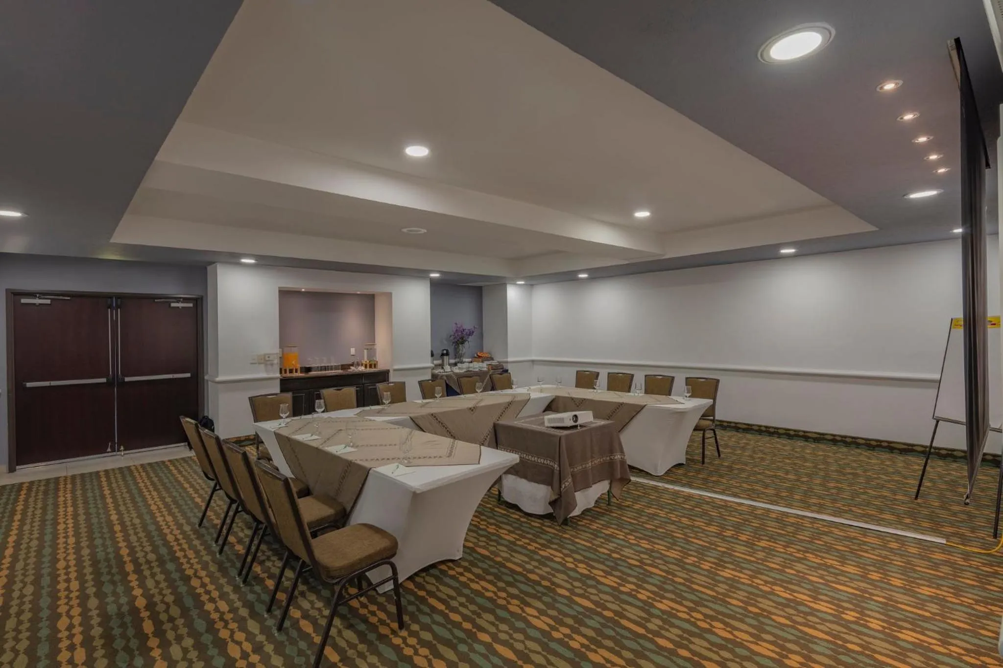 Meeting/conference room in Holiday Inn Puebla La Noria by IHG
