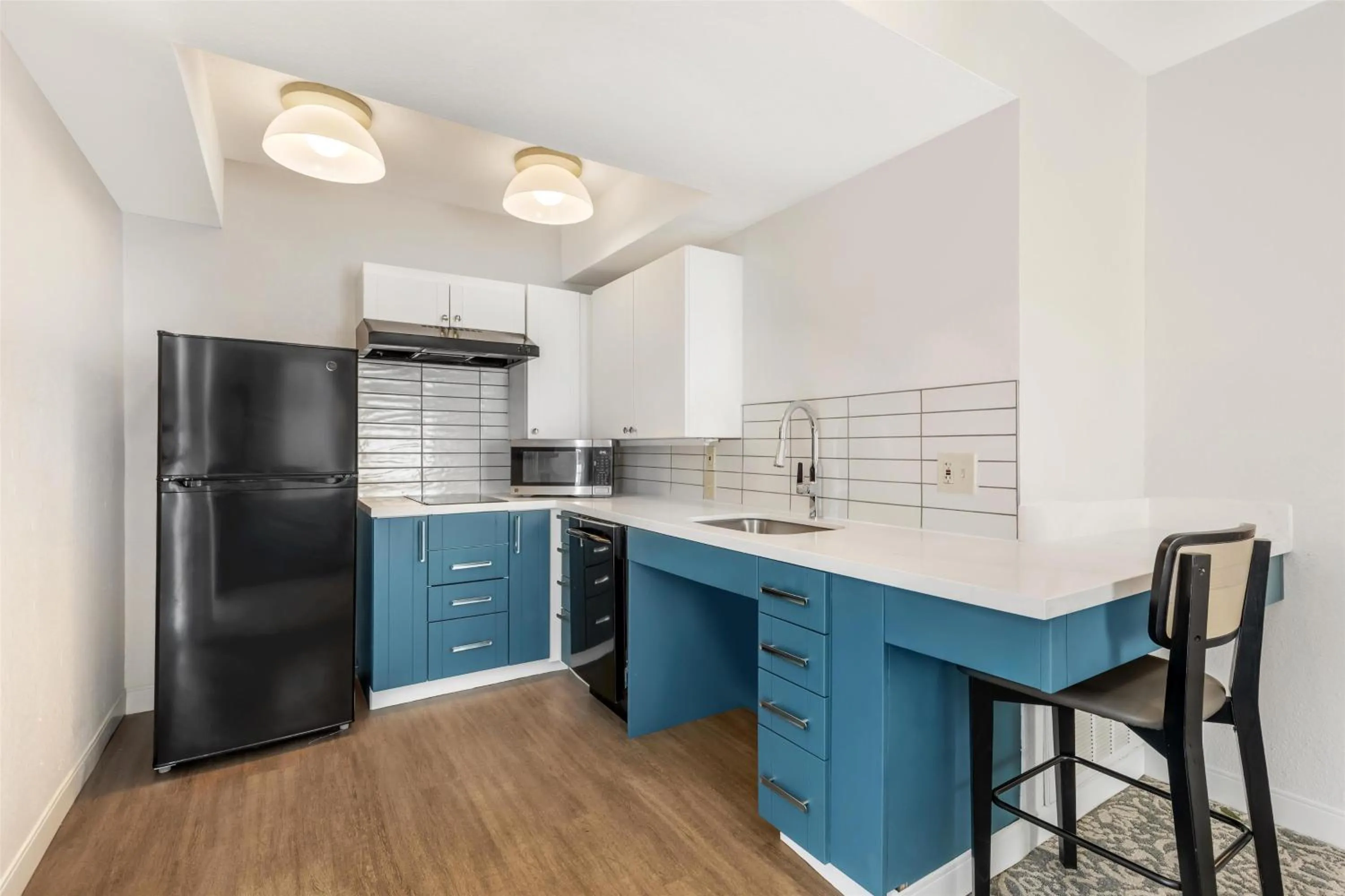 Photo of the whole room in Sonesta ES Suites Dulles Airport