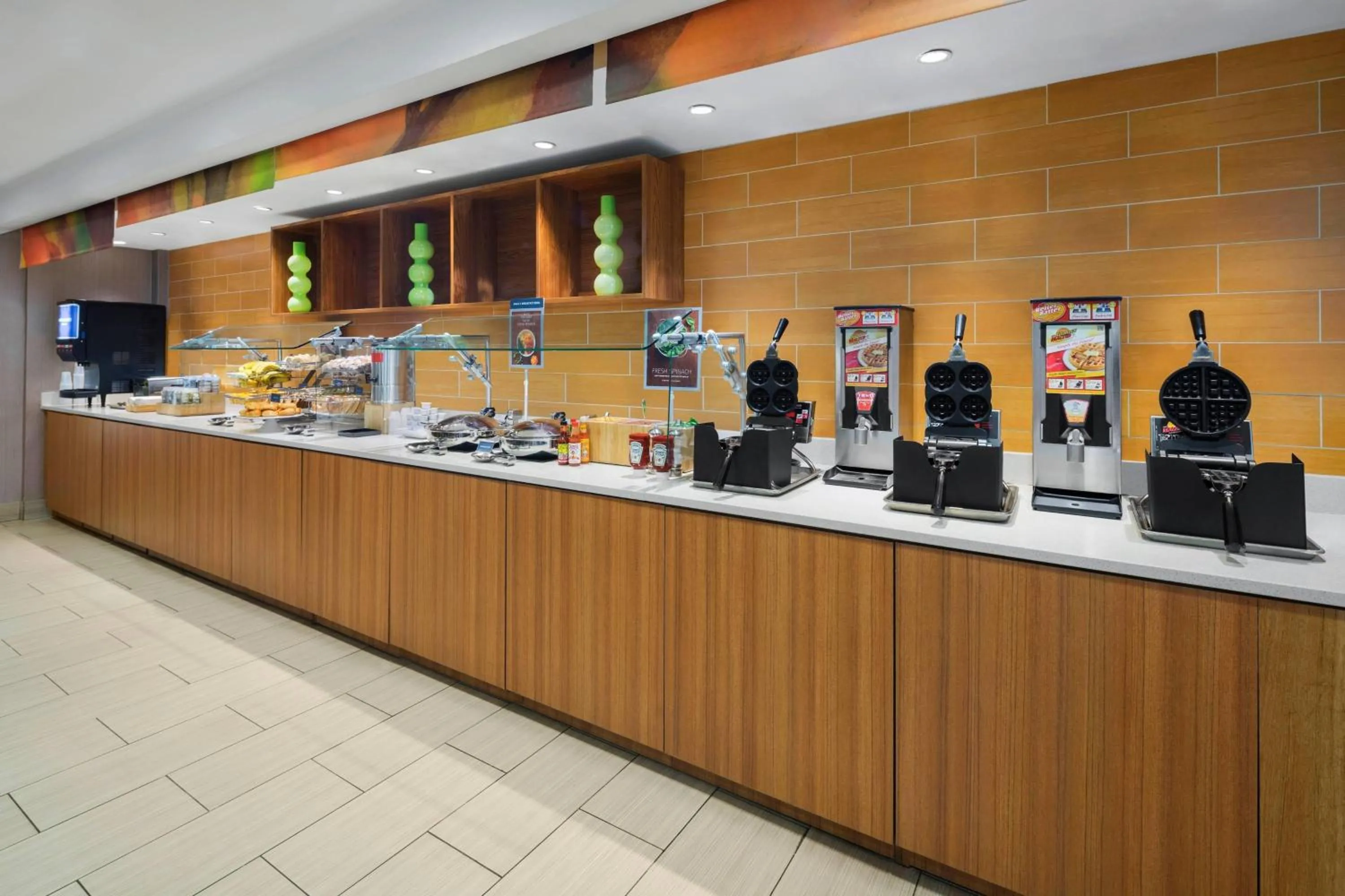 Breakfast in SpringHill Suites Flagstaff