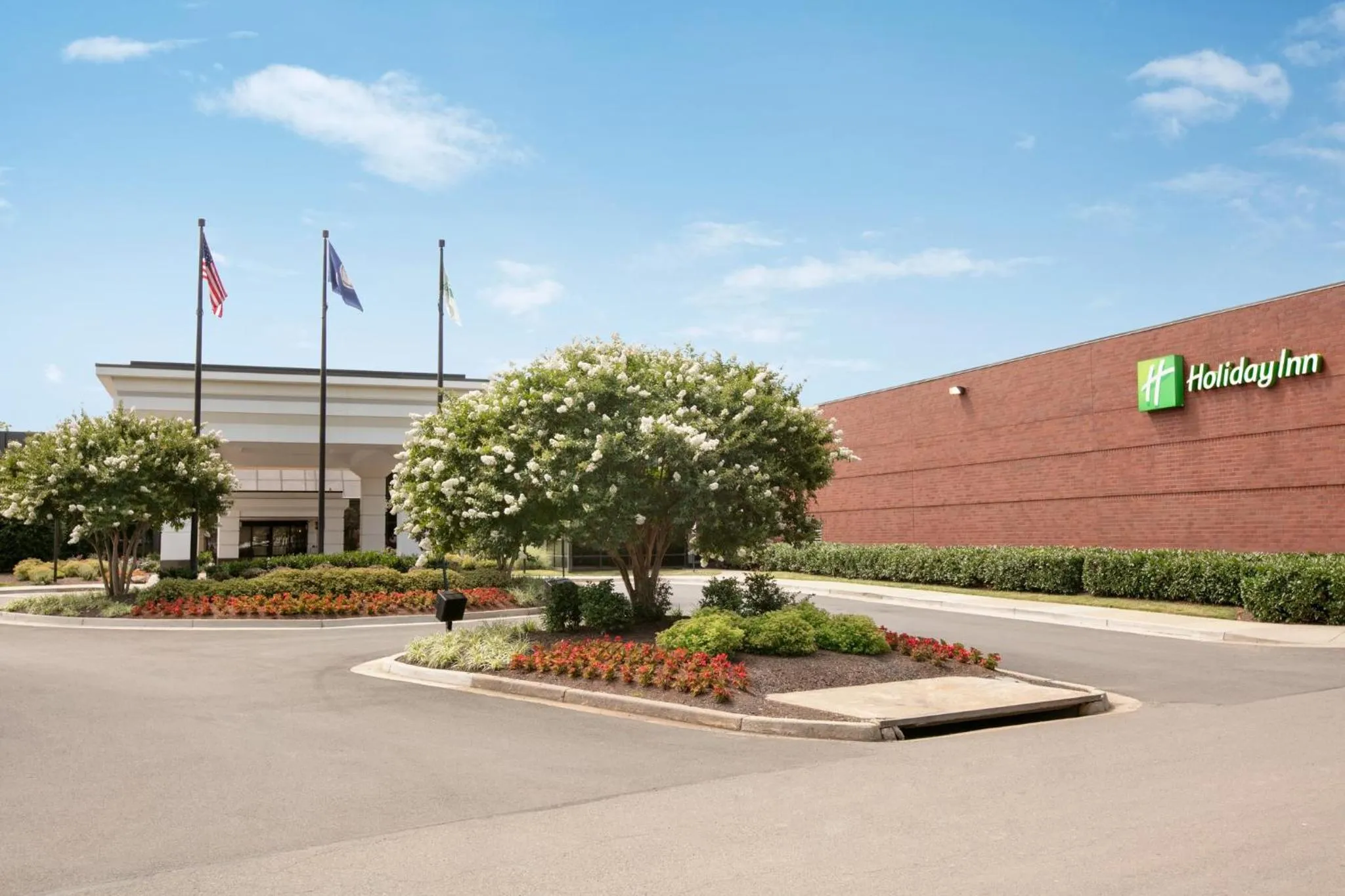 Property building in Holiday Inn Washington-Dulles International Airport by IHG