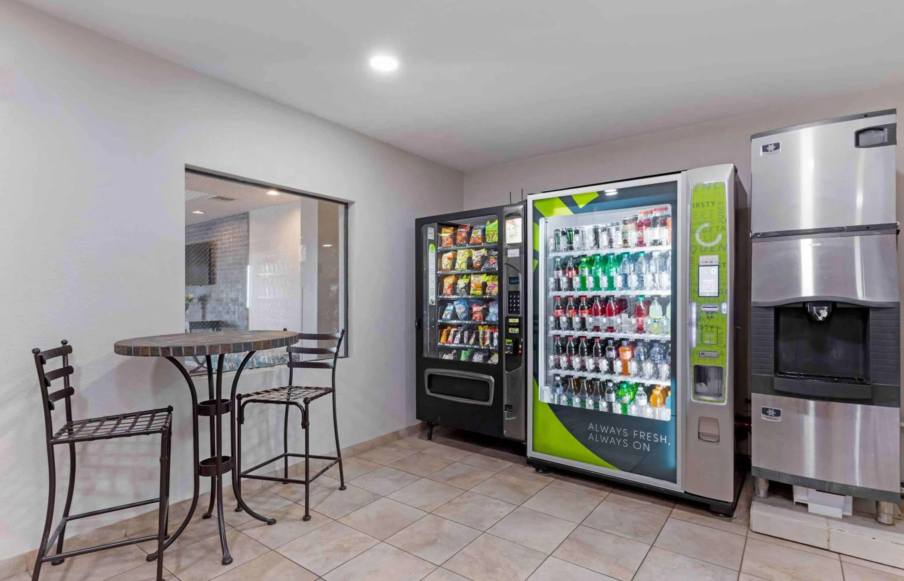 Property building in Extended Stay America Suites - San Antonio - North