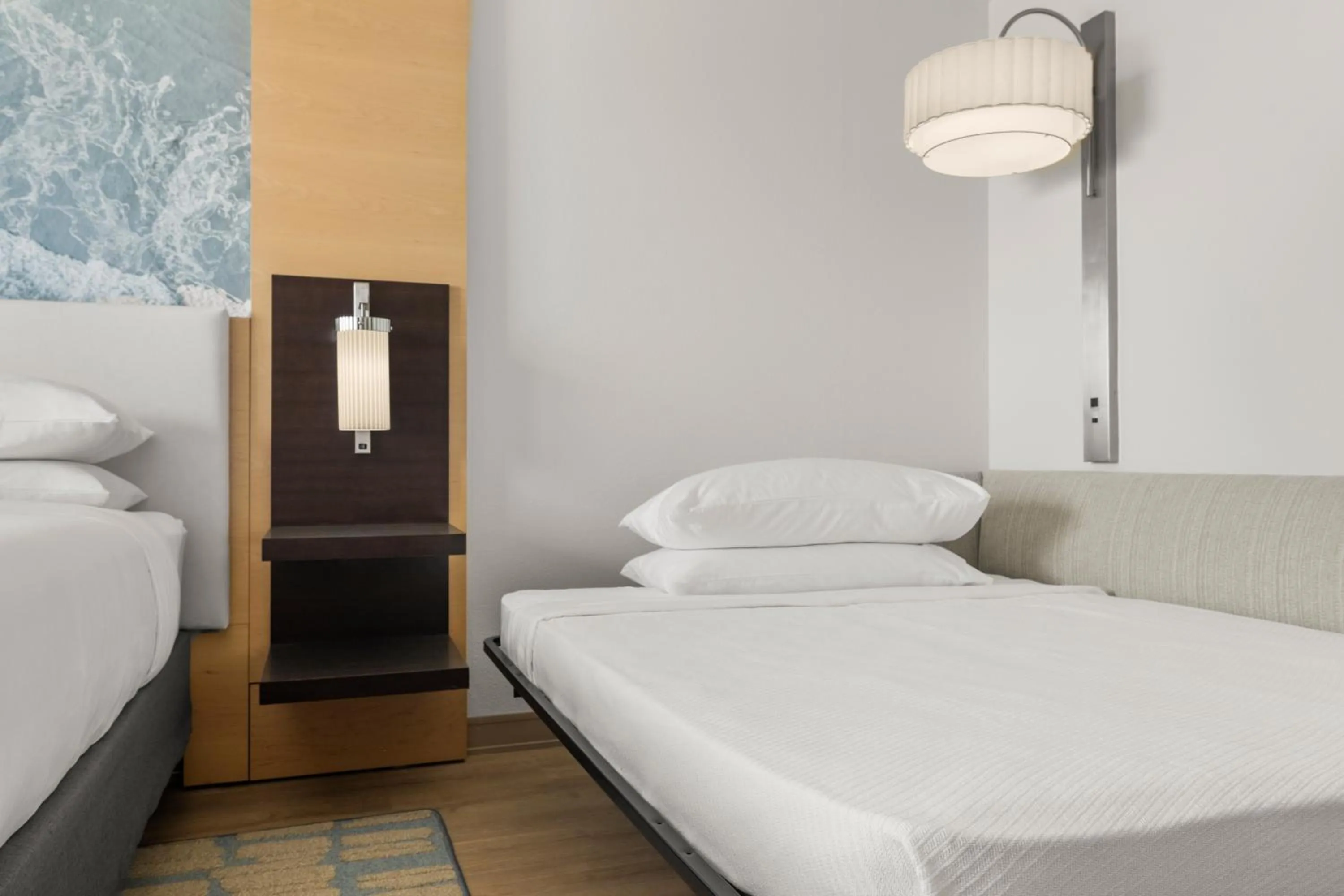 Photo of the whole room, Bed in Boca Raton Marriott at Boca Center