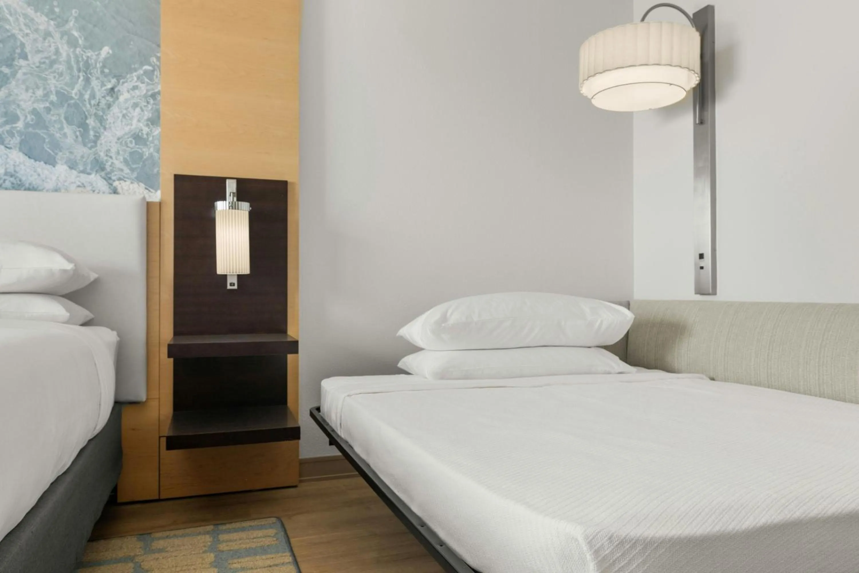 Photo of the whole room, Bed in Boca Raton Marriott at Boca Center