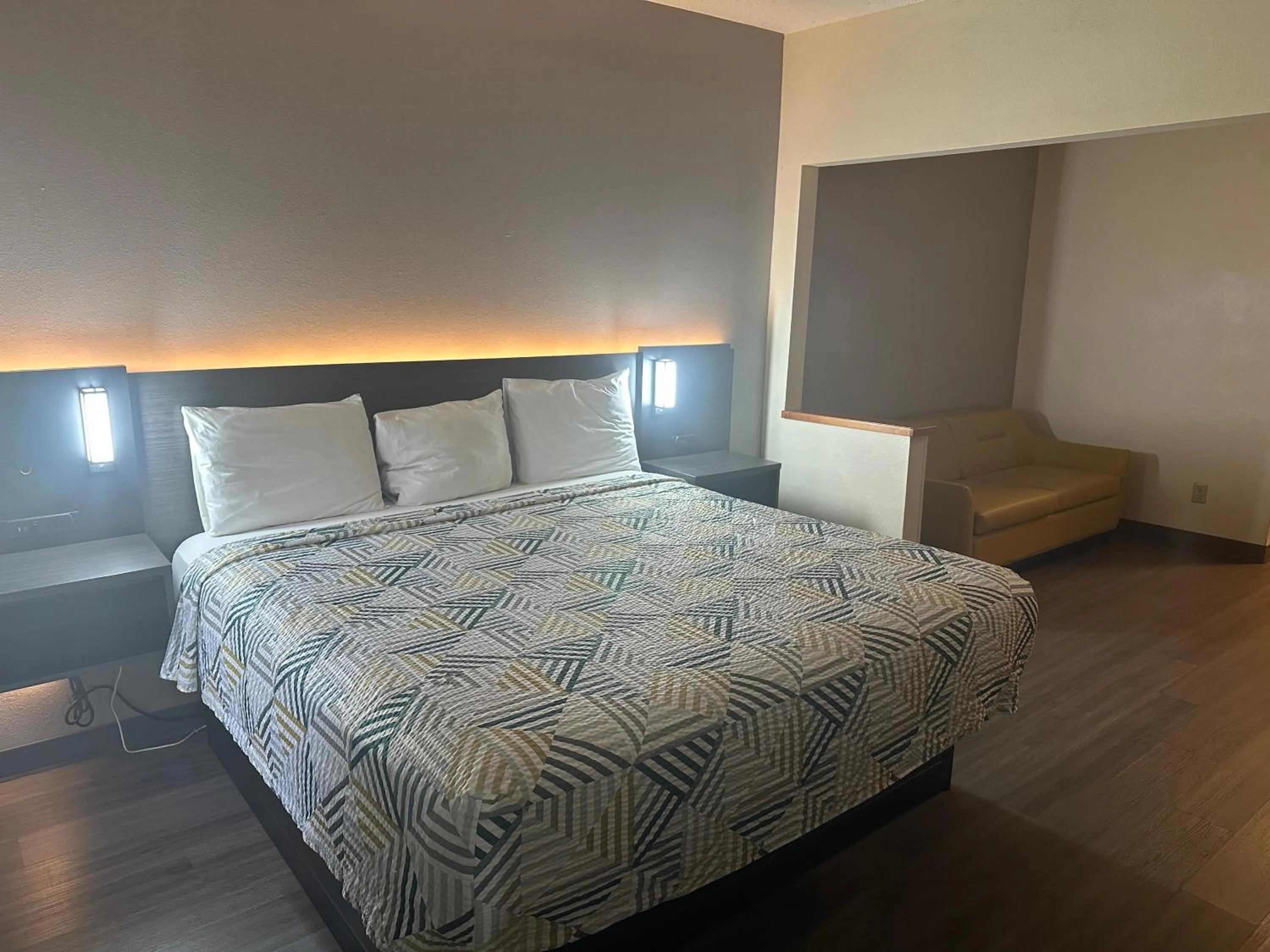 Bed in Motel 6-Anderson, IN