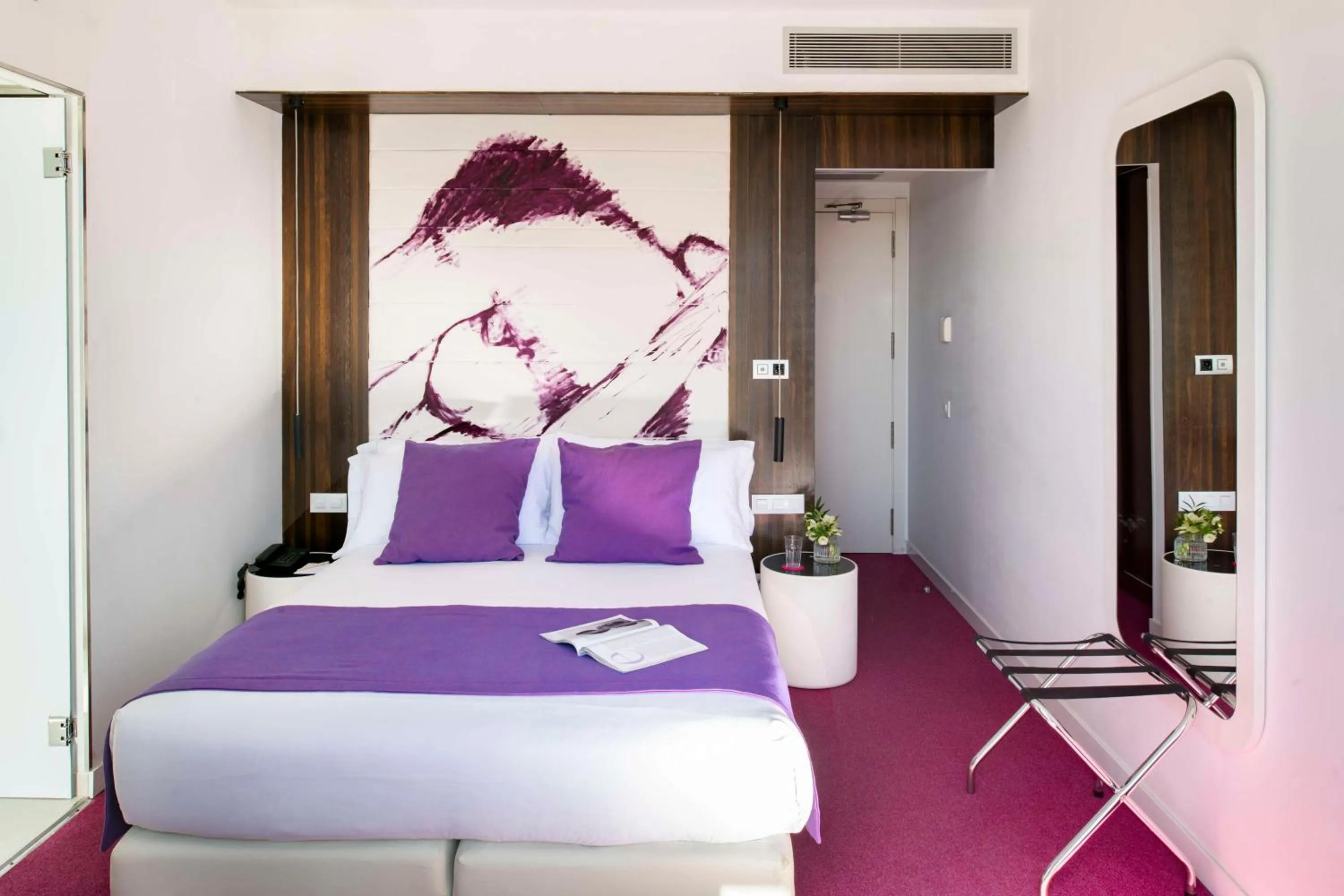 Bedroom, Bed in Allegro Barcelona