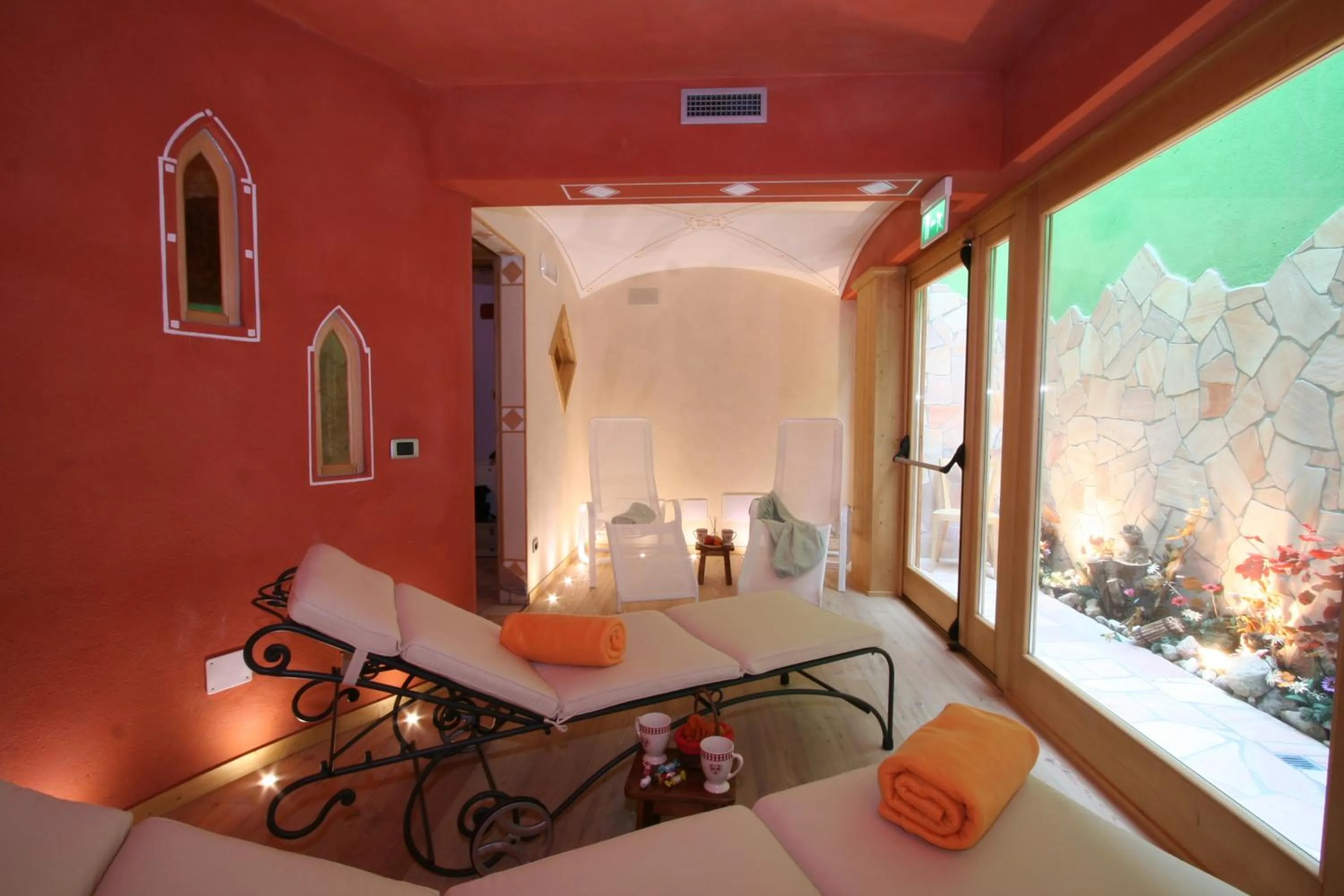 Spa and wellness centre/facilities in Hotel Pilier D'Angle & Wellness