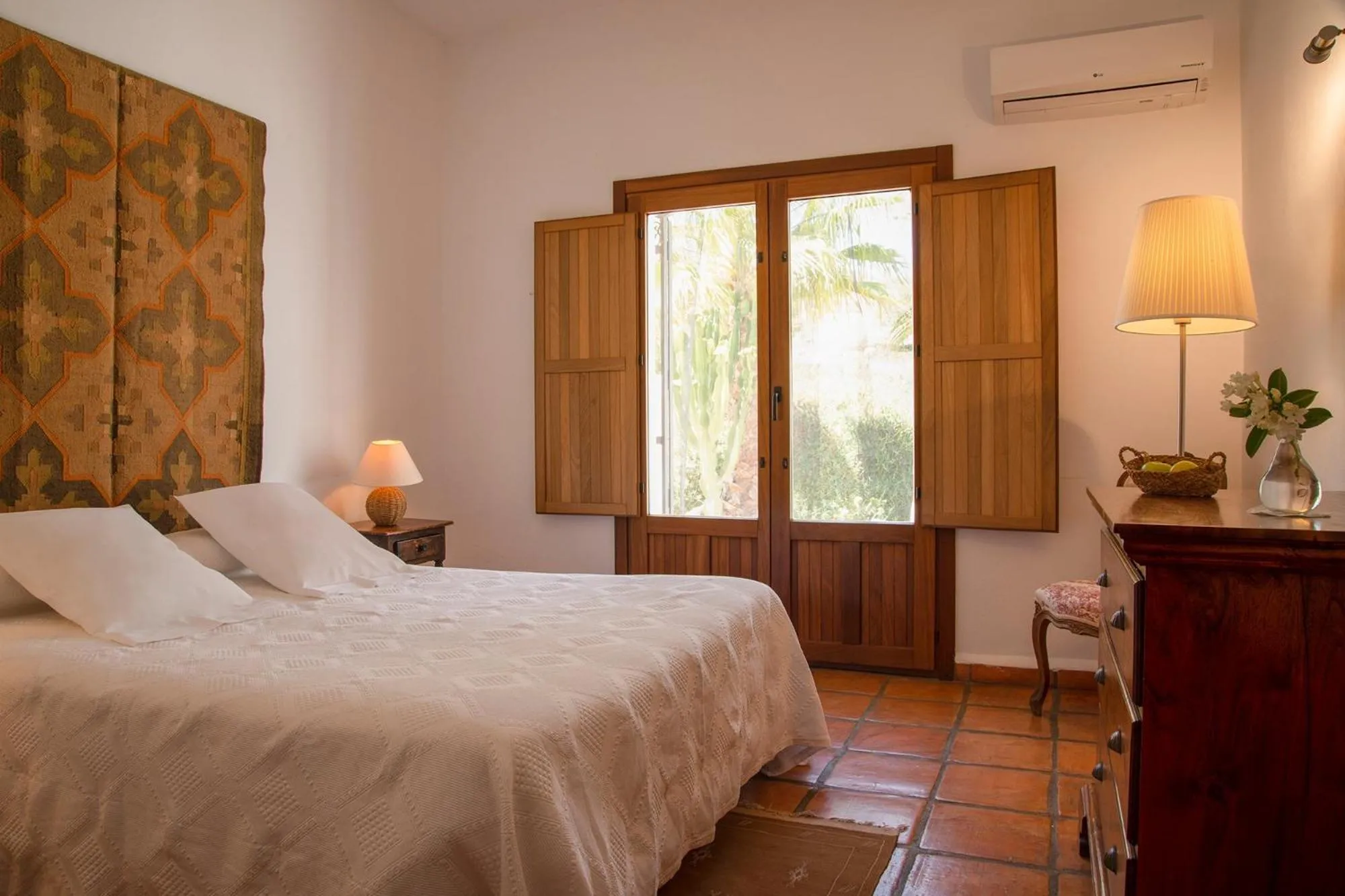 Photo of the whole room, Bed in Cortijo Los Malenos