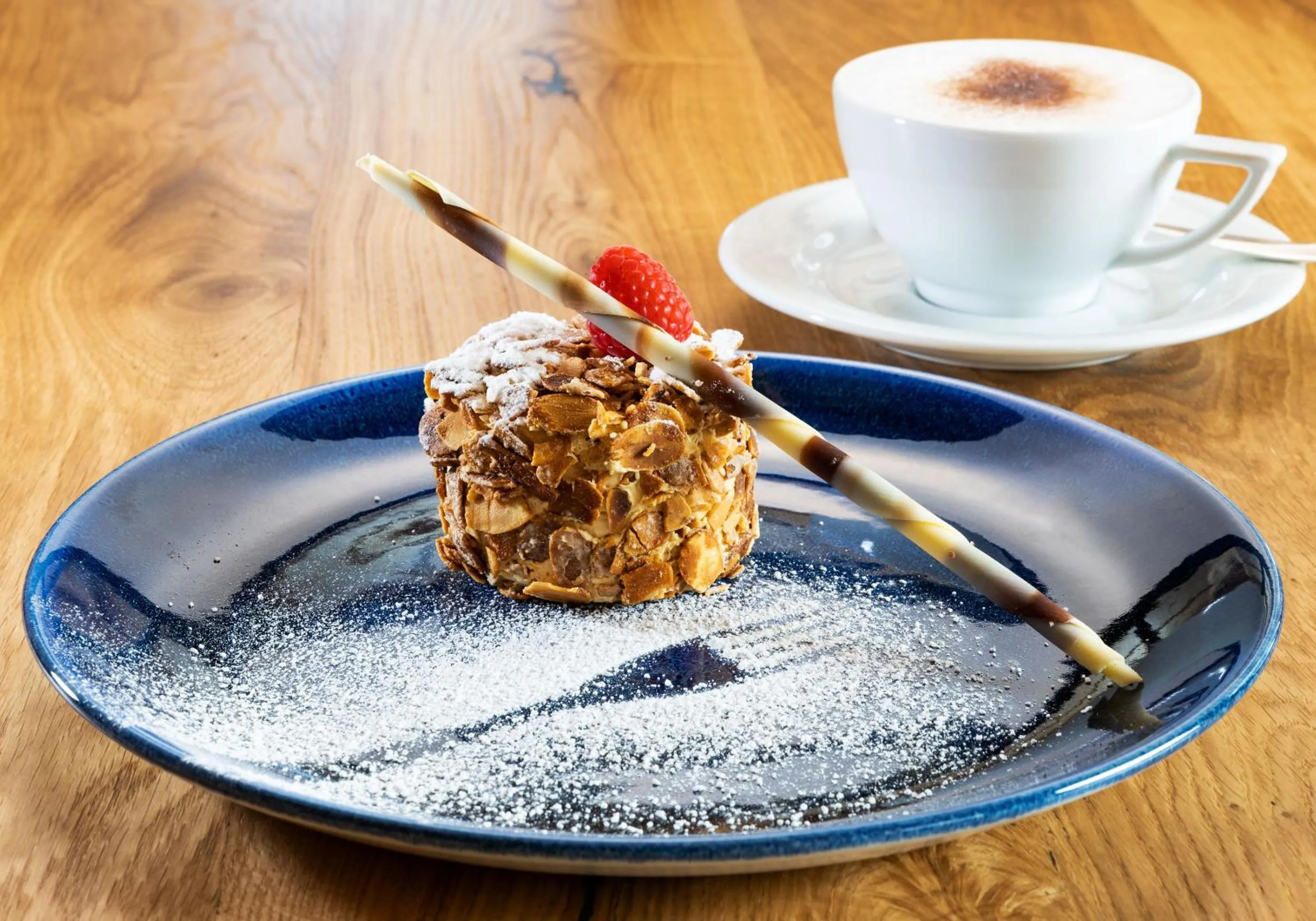 Restaurant/places to eat in Alpenhotel Tirol