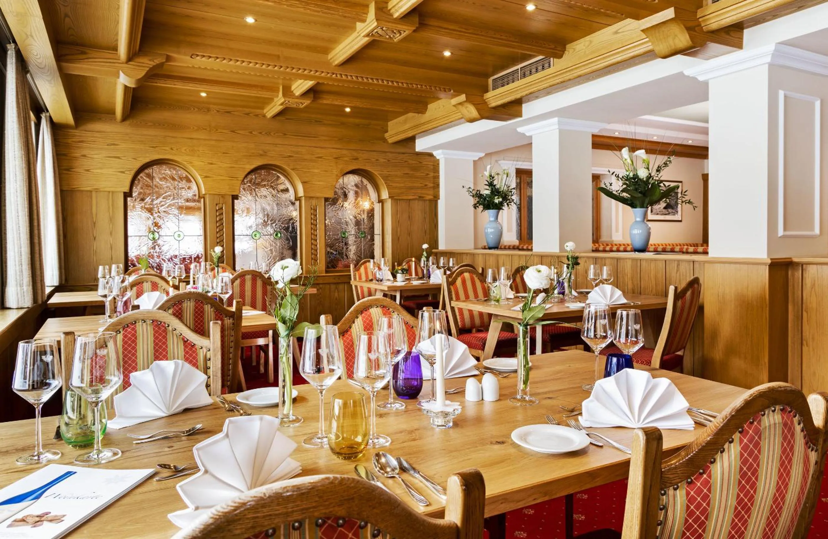 Restaurant/places to eat in Alpenhotel Tirol