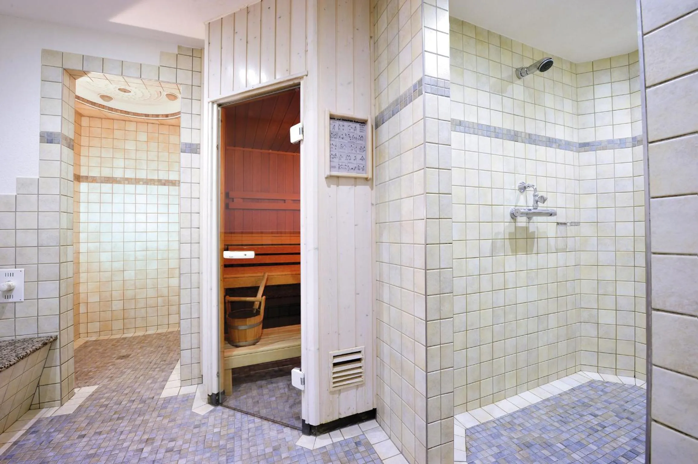 Sauna in Alpenhotel Tirol