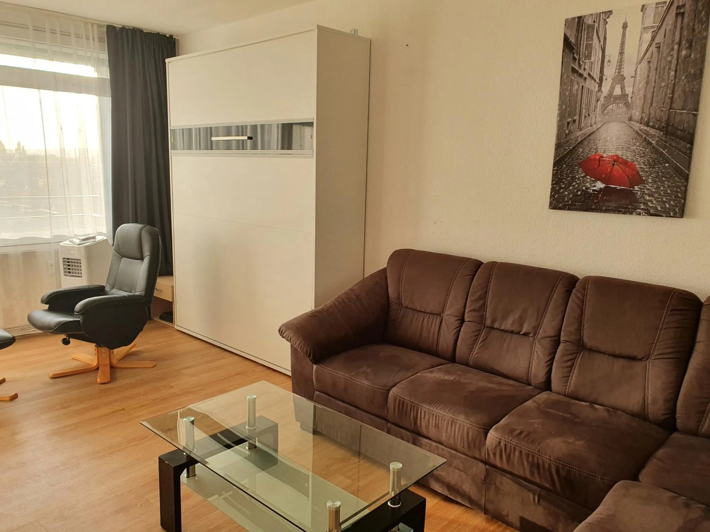 Living room in LANE City Laatzen, nahe Hannover Messe
