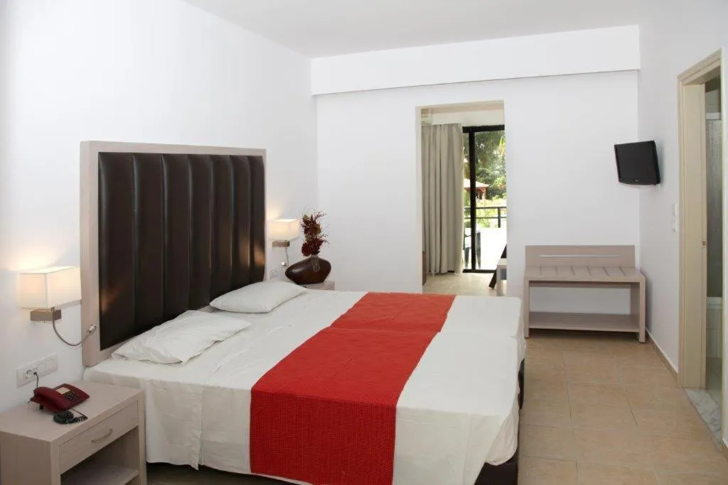 Bed in Rodos Star Hotel