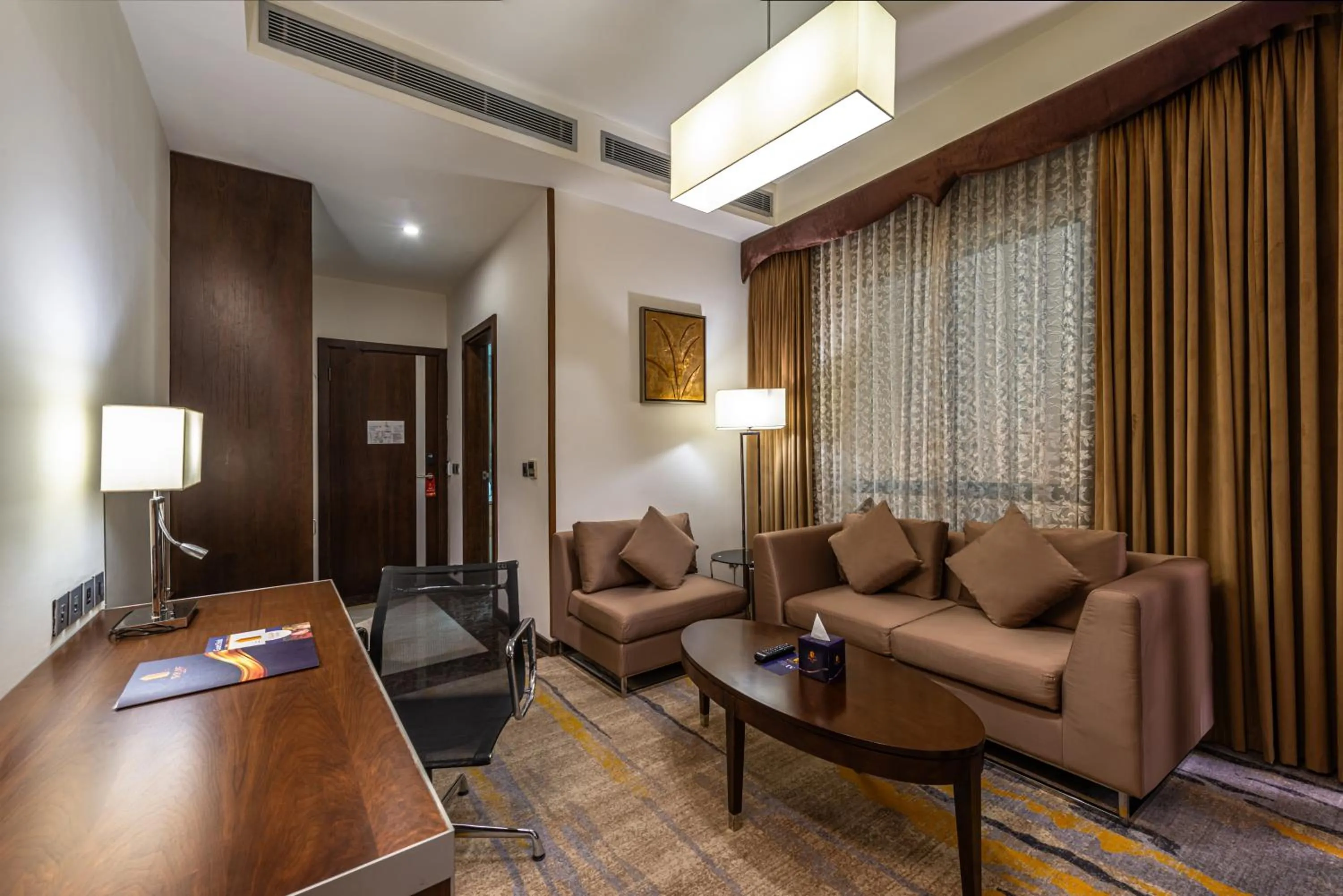 Living room in Sulaf Luxury Hotel