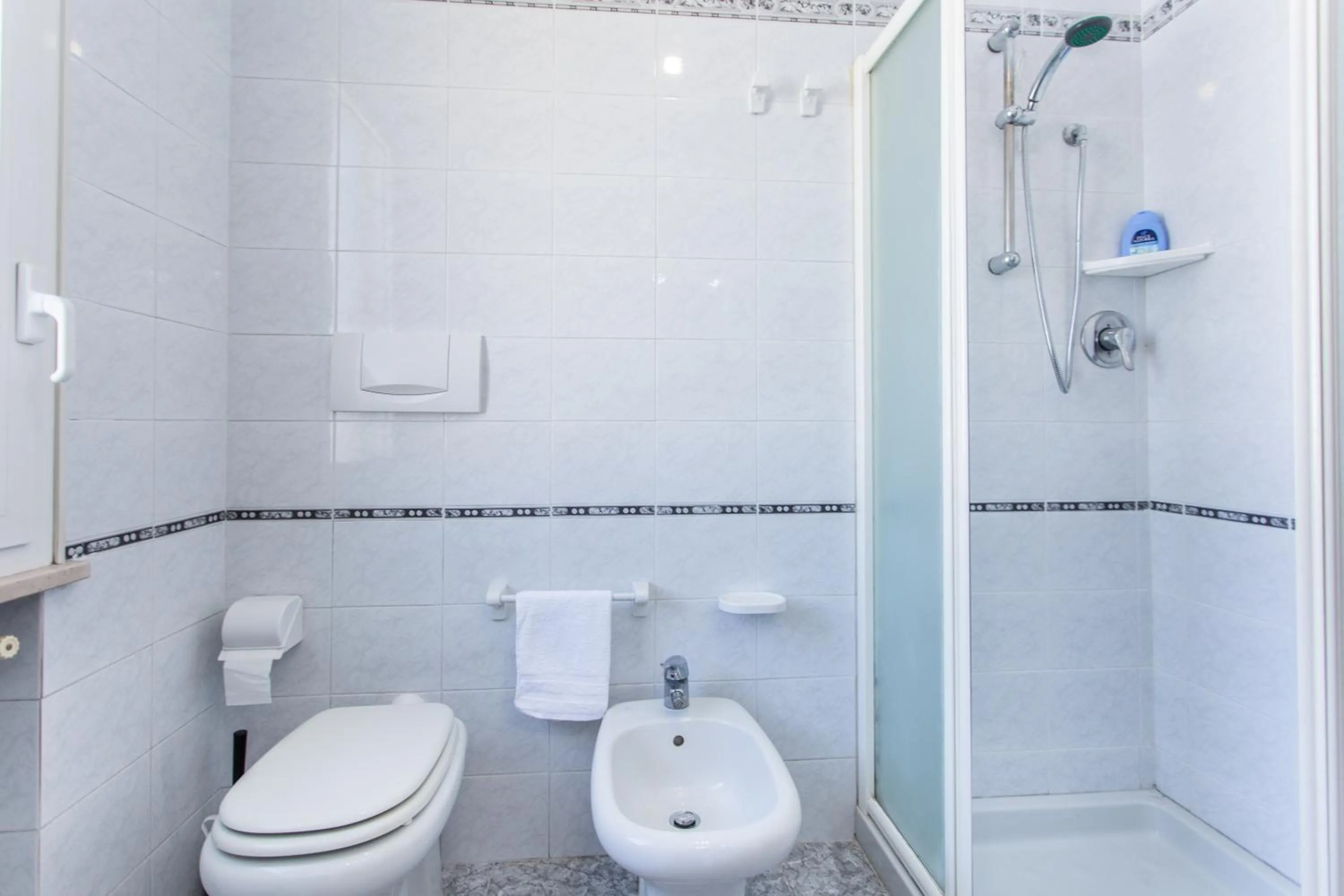 Shower in Residence Kimba