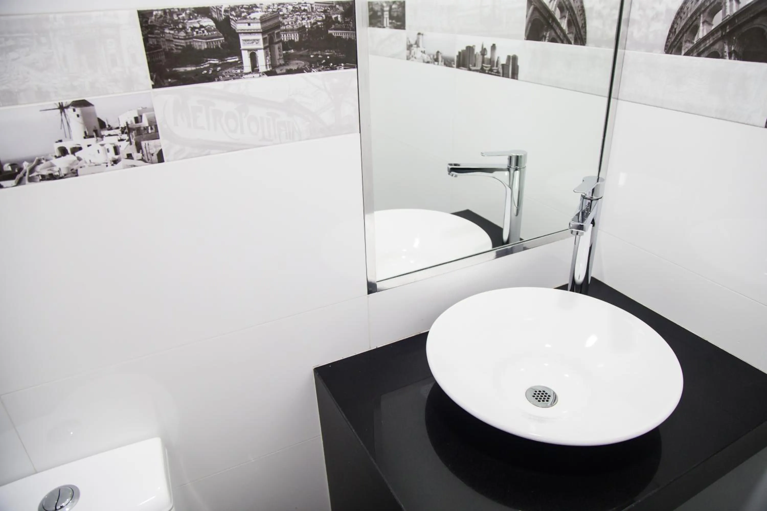 Bathroom in Mariategui Hotel & Suites