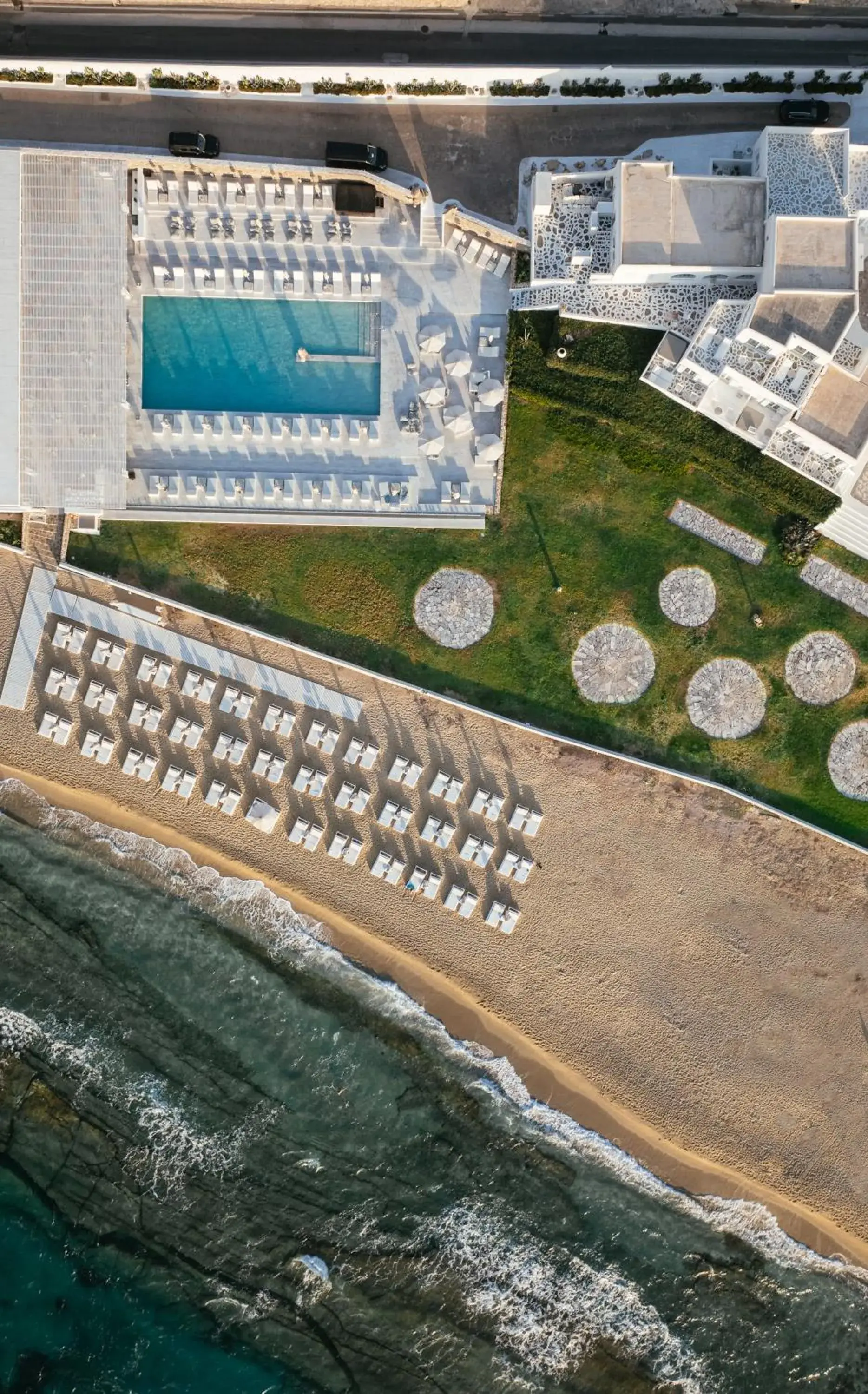 Deluxe Double Room with Outdoor Hot Tub and Sea View in Mykonos Bay Resort & Villas Deluxe Double Room with Outdoor Hot Tub and Sea View in Mykonos Bay Resort & Villas