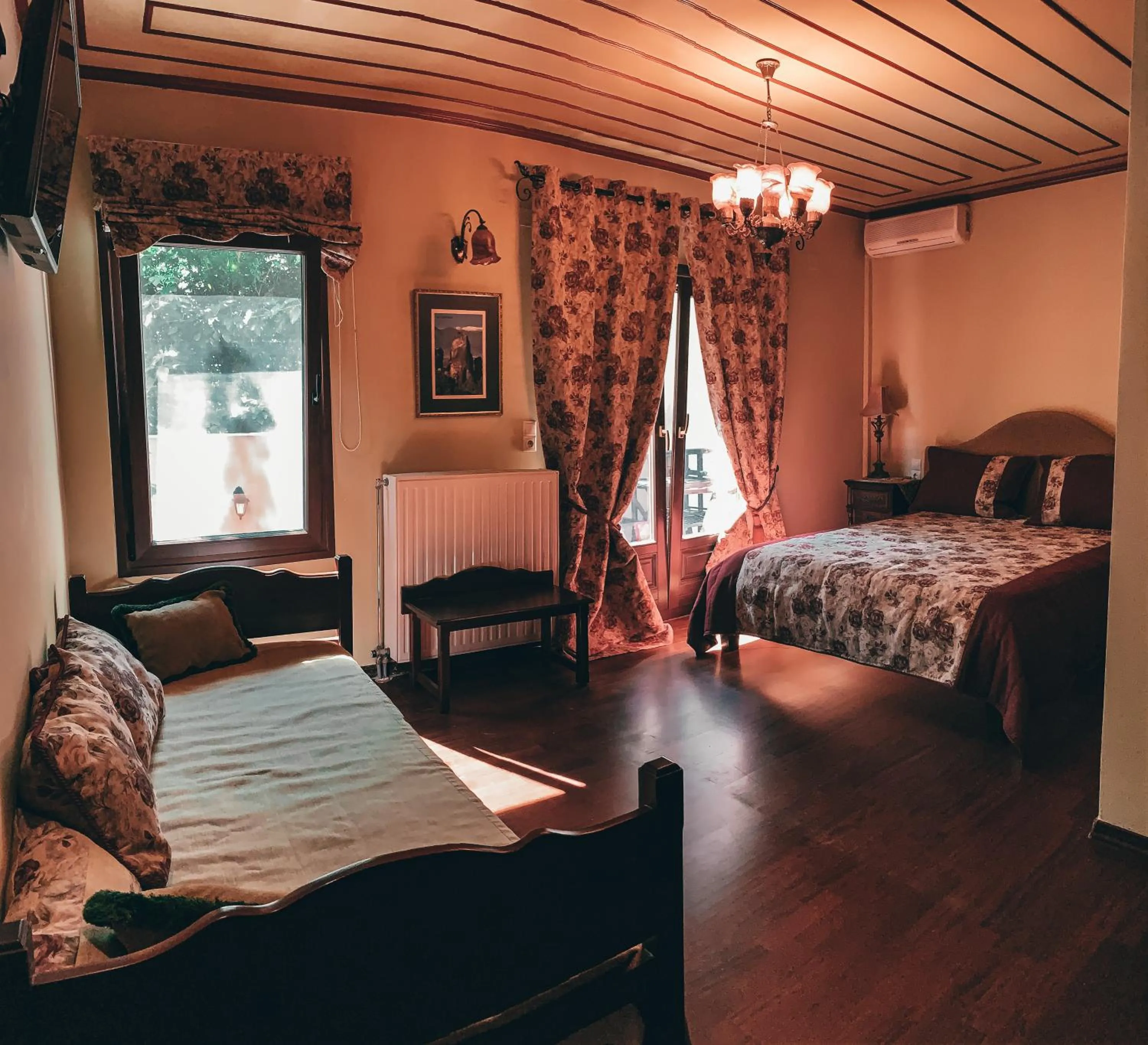 Photo of the whole room, Bed in Elena Guesthouse