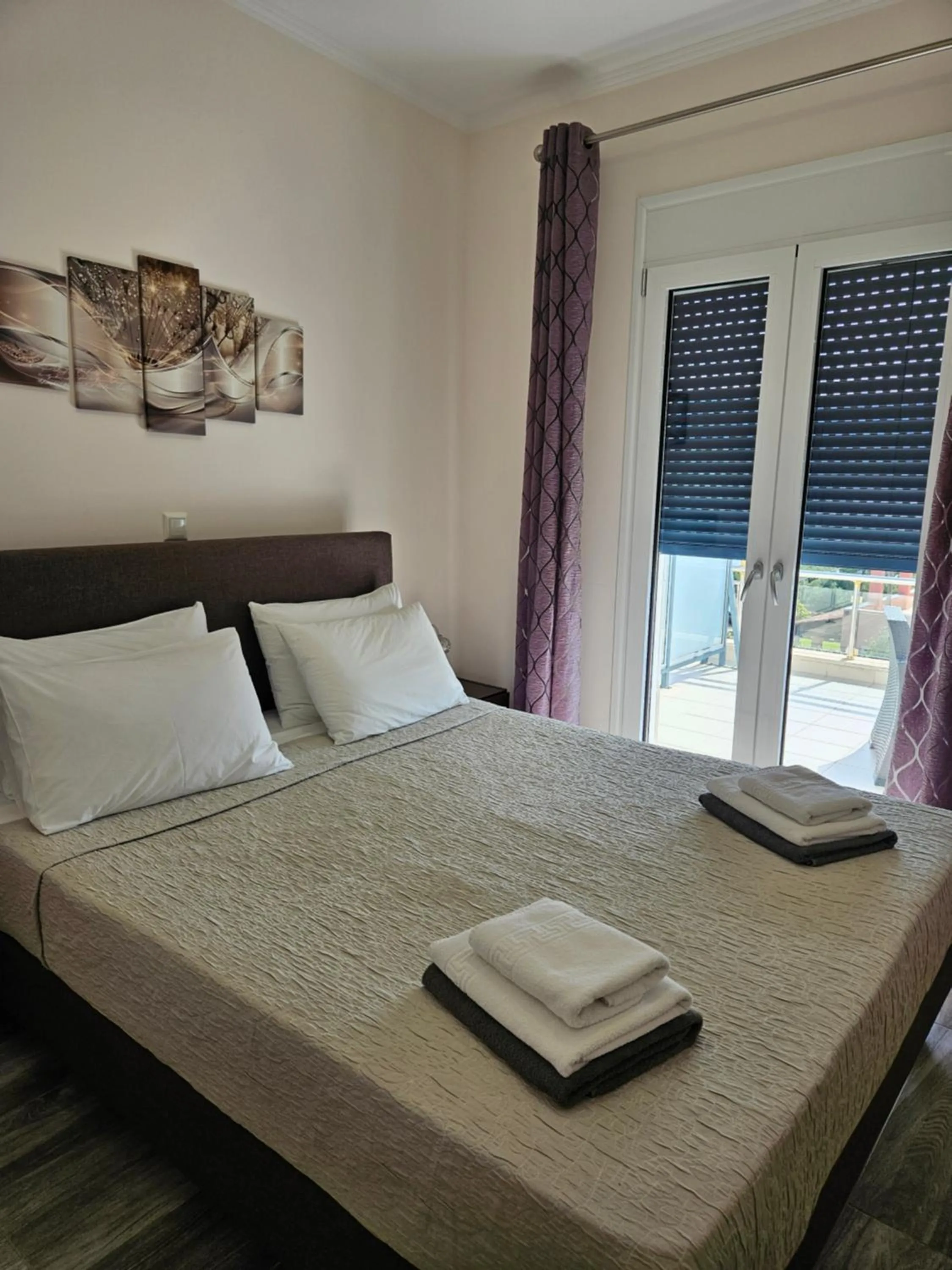 Bed in Diwani Luxury Villas