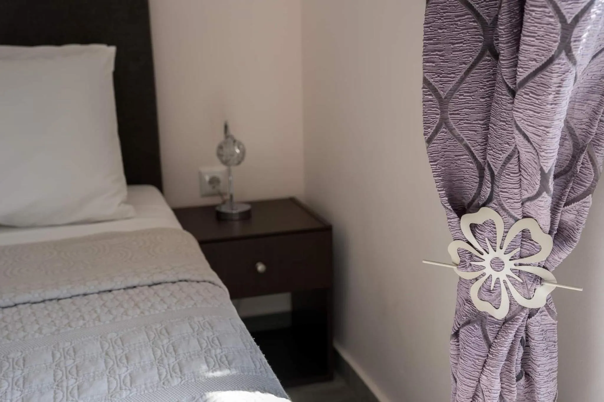 Bed in Diwani Luxury Villas