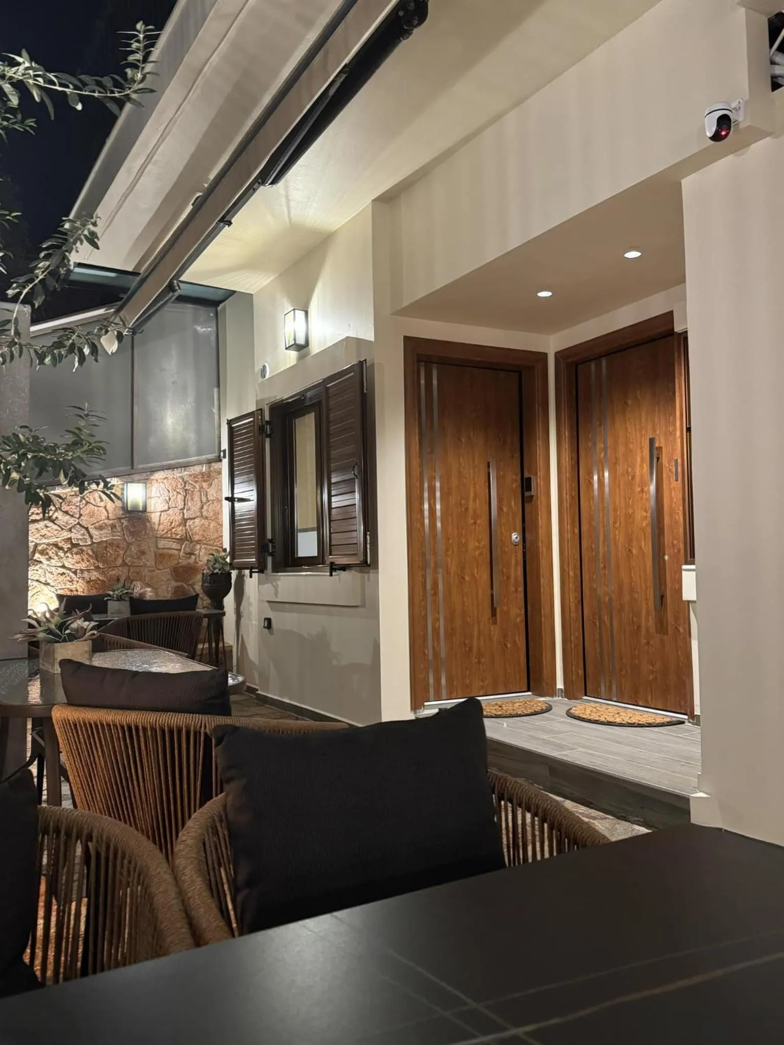 Property building in Pension Dafni