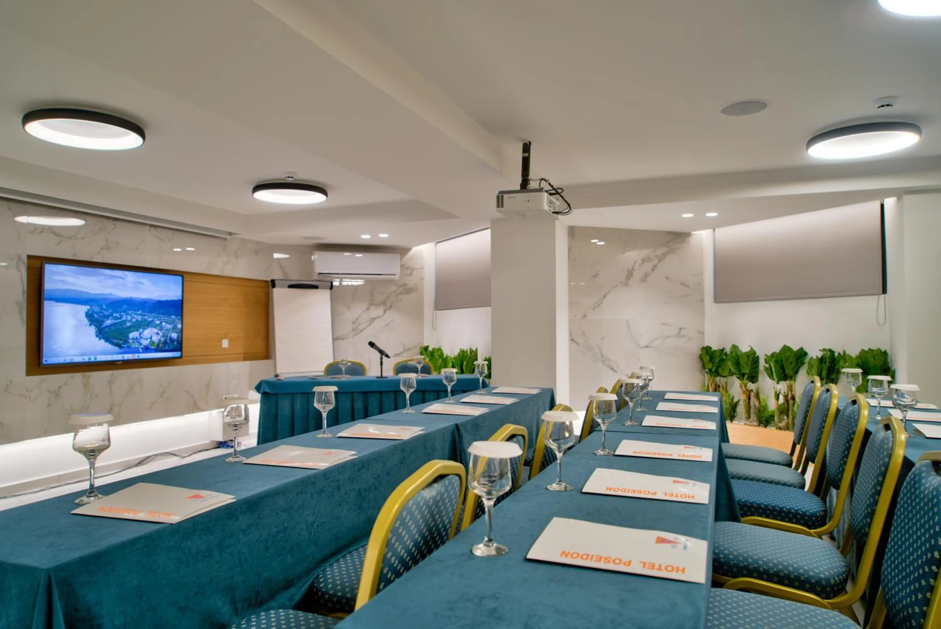 Meeting/conference room in Poseidon Hotel