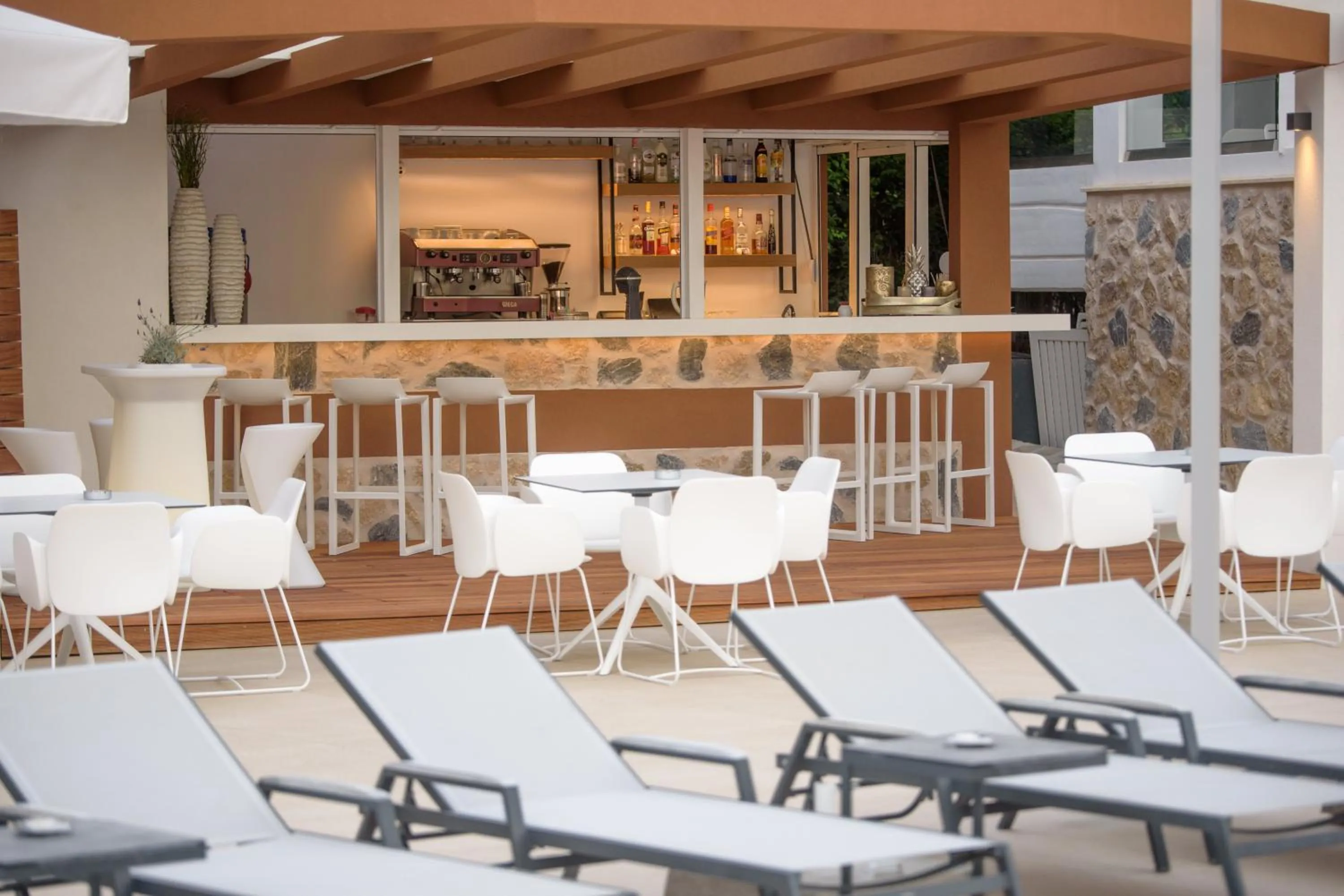 Lounge or bar in Poseidon Hotel