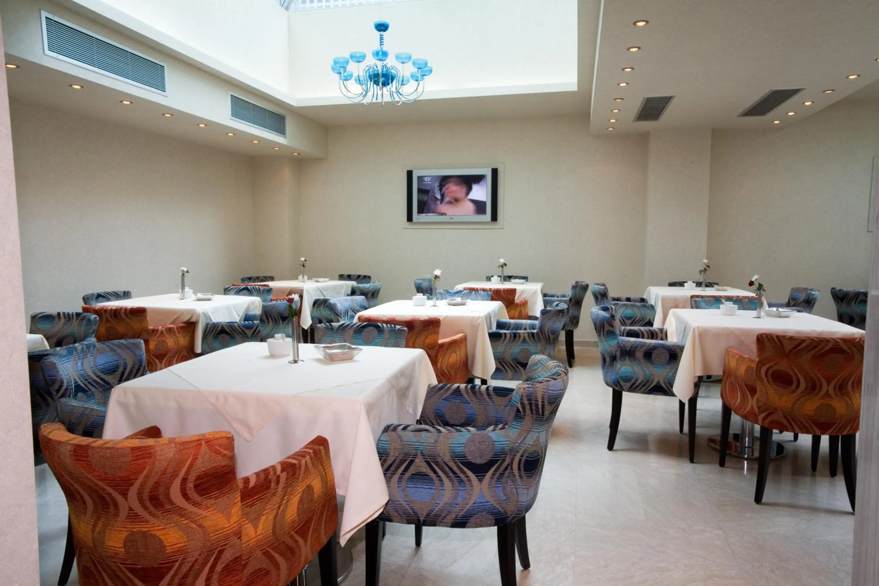 Restaurant/places to eat in Olympic Star