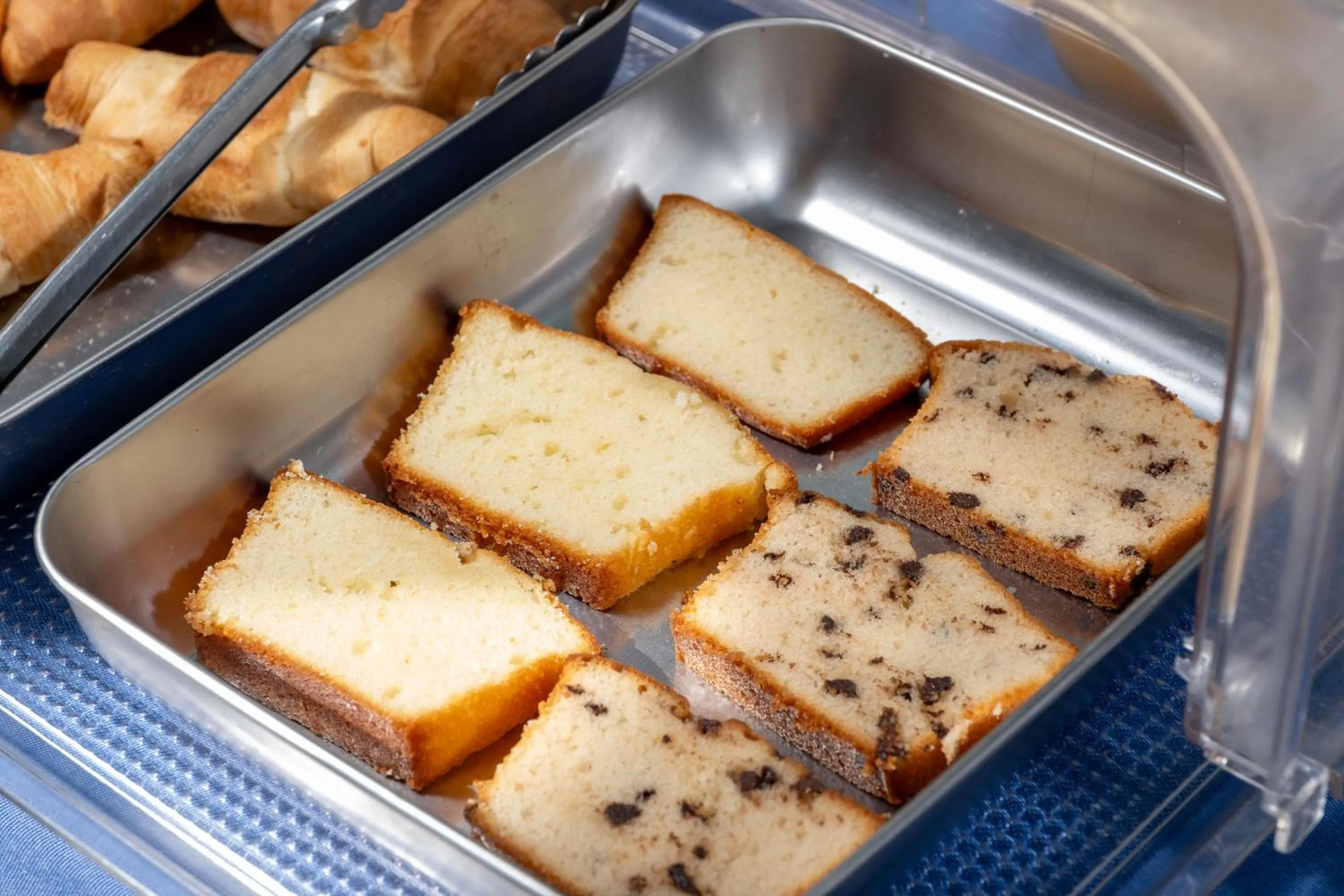 Breakfast in Mirabella Apartments