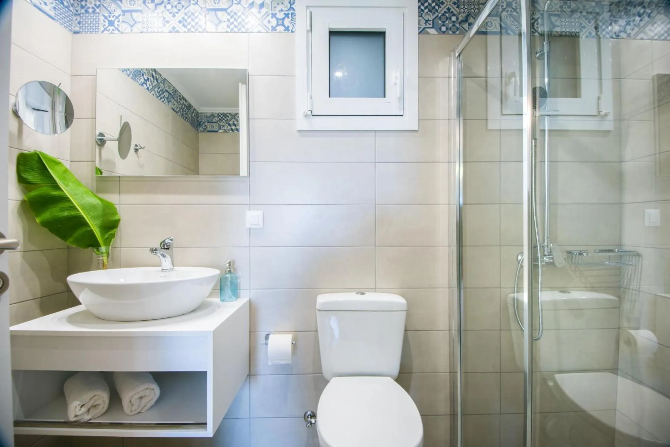 Shower in Mirabella Apartments