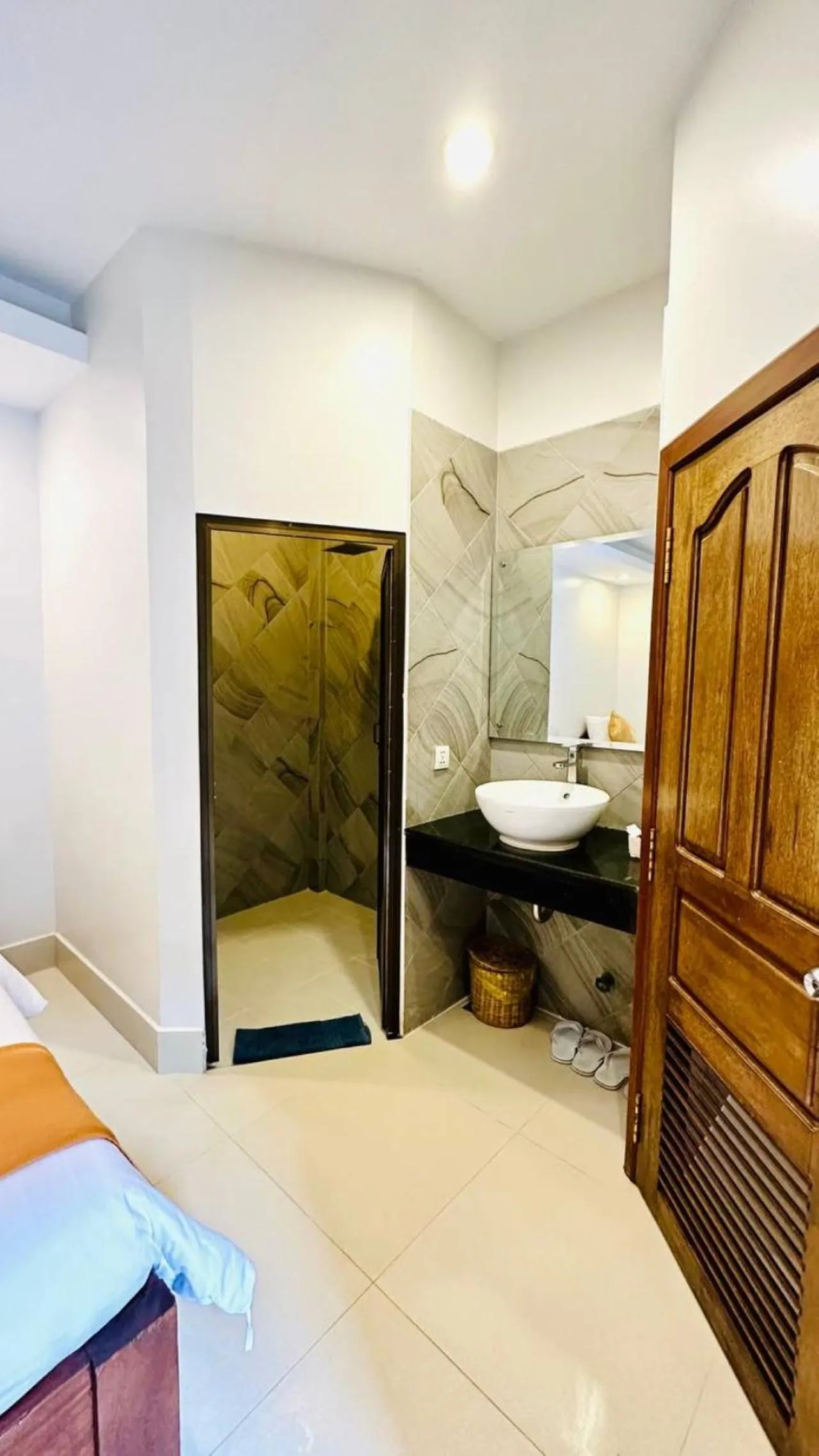 Bathroom, Bed in Holy Angkor Hotel