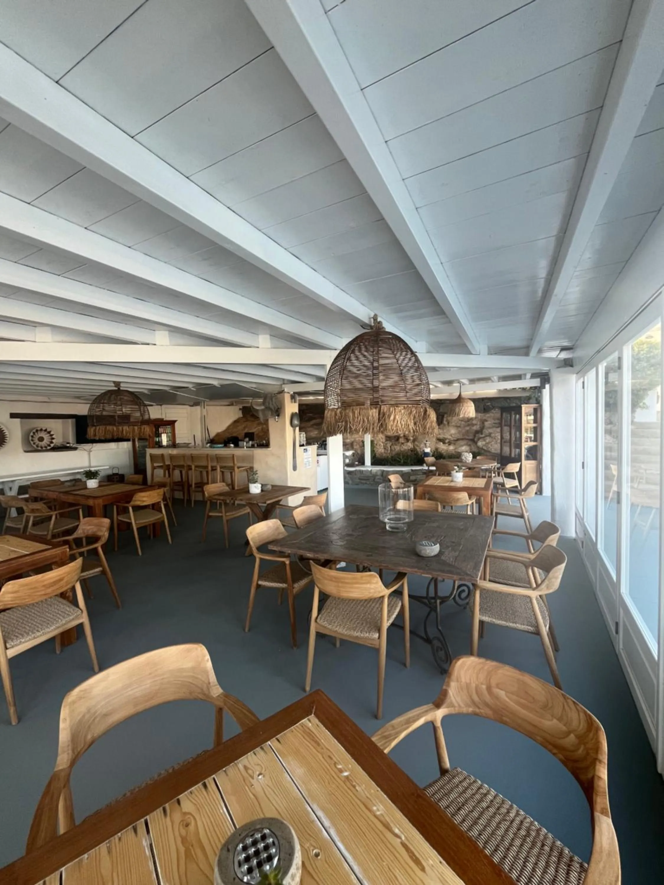 Restaurant/places to eat in Anemoi Resort