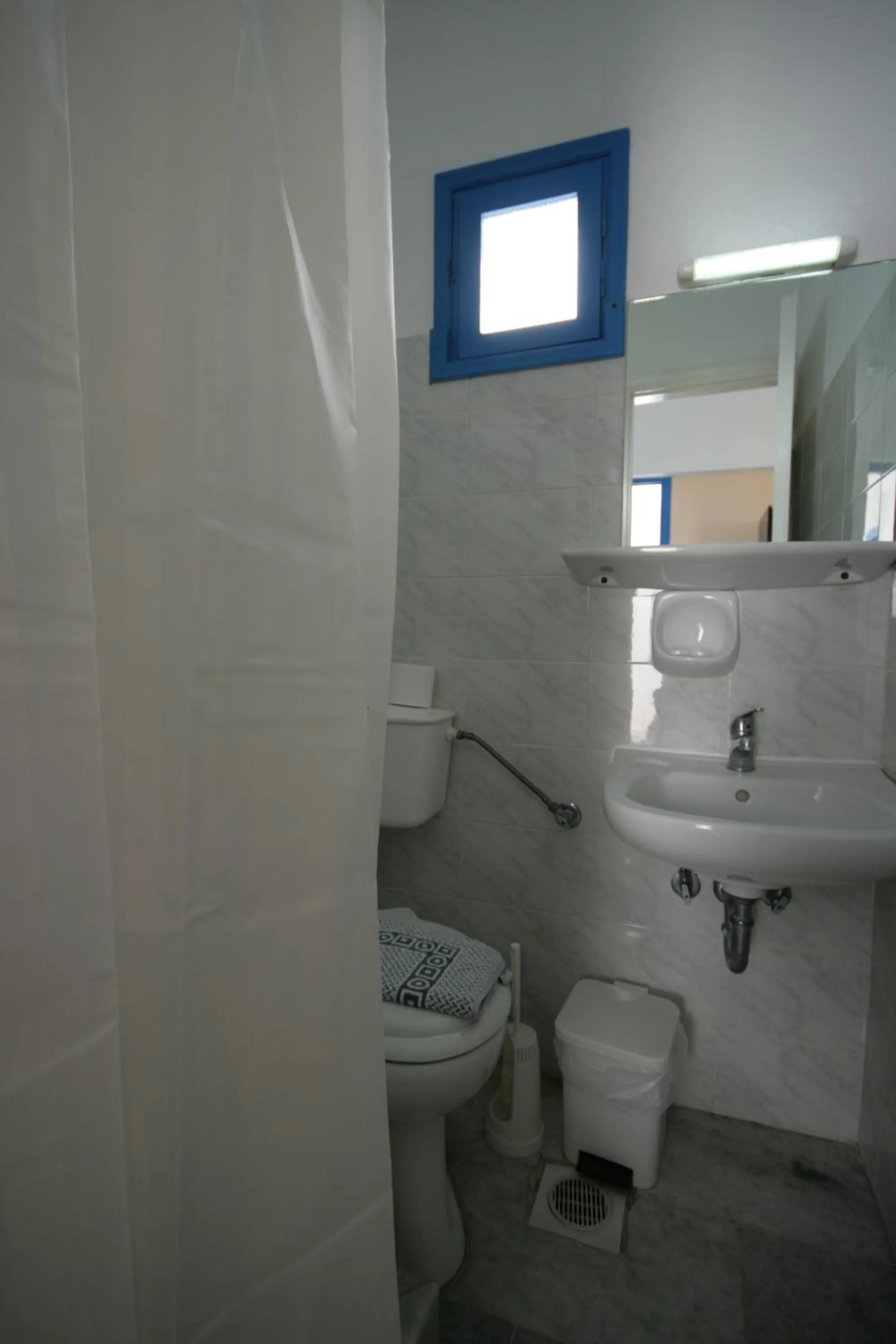 Toilet in Sunny Beach Studios