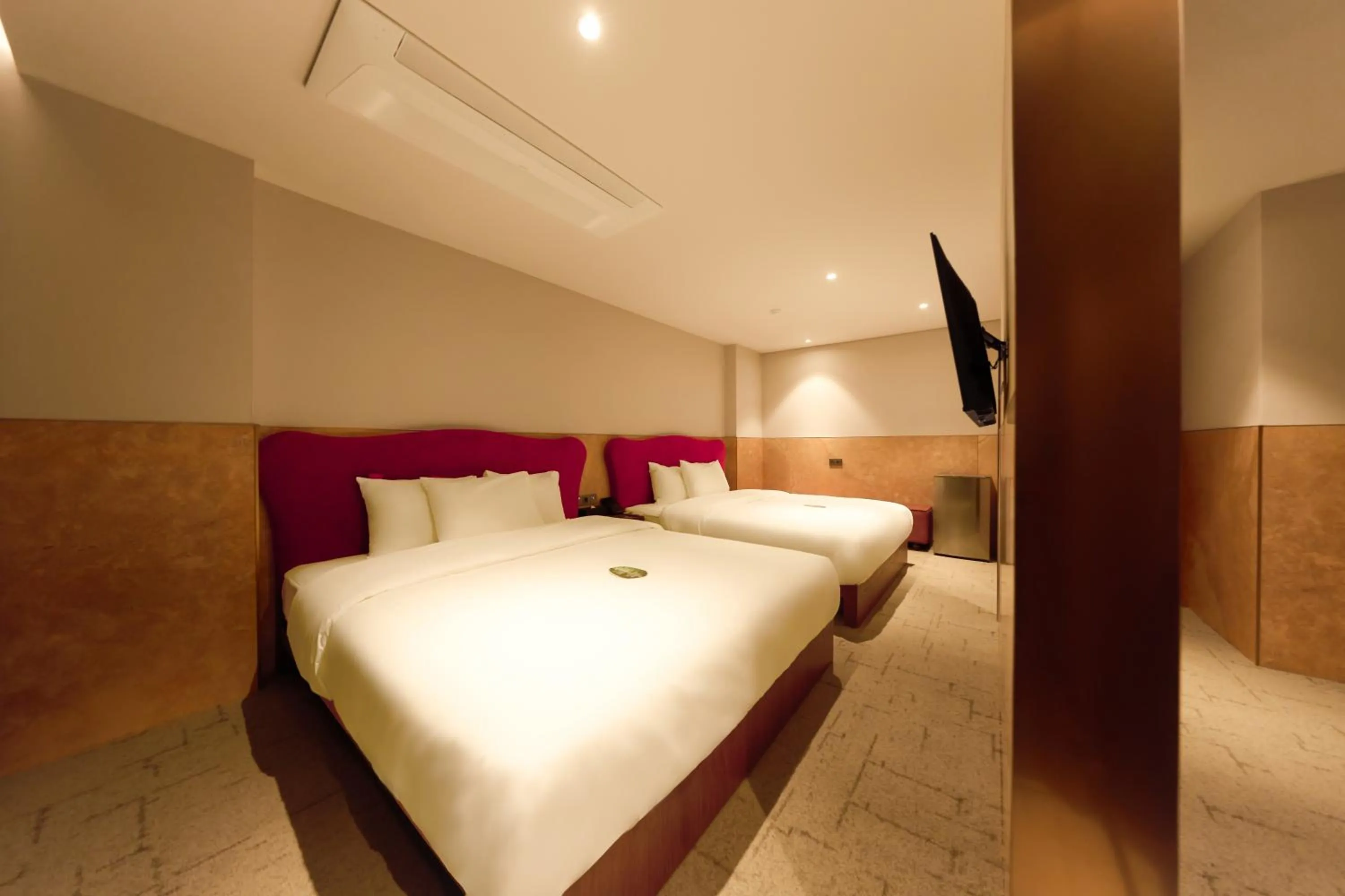 Bedroom, Bed in Capace Hotel Gangnam