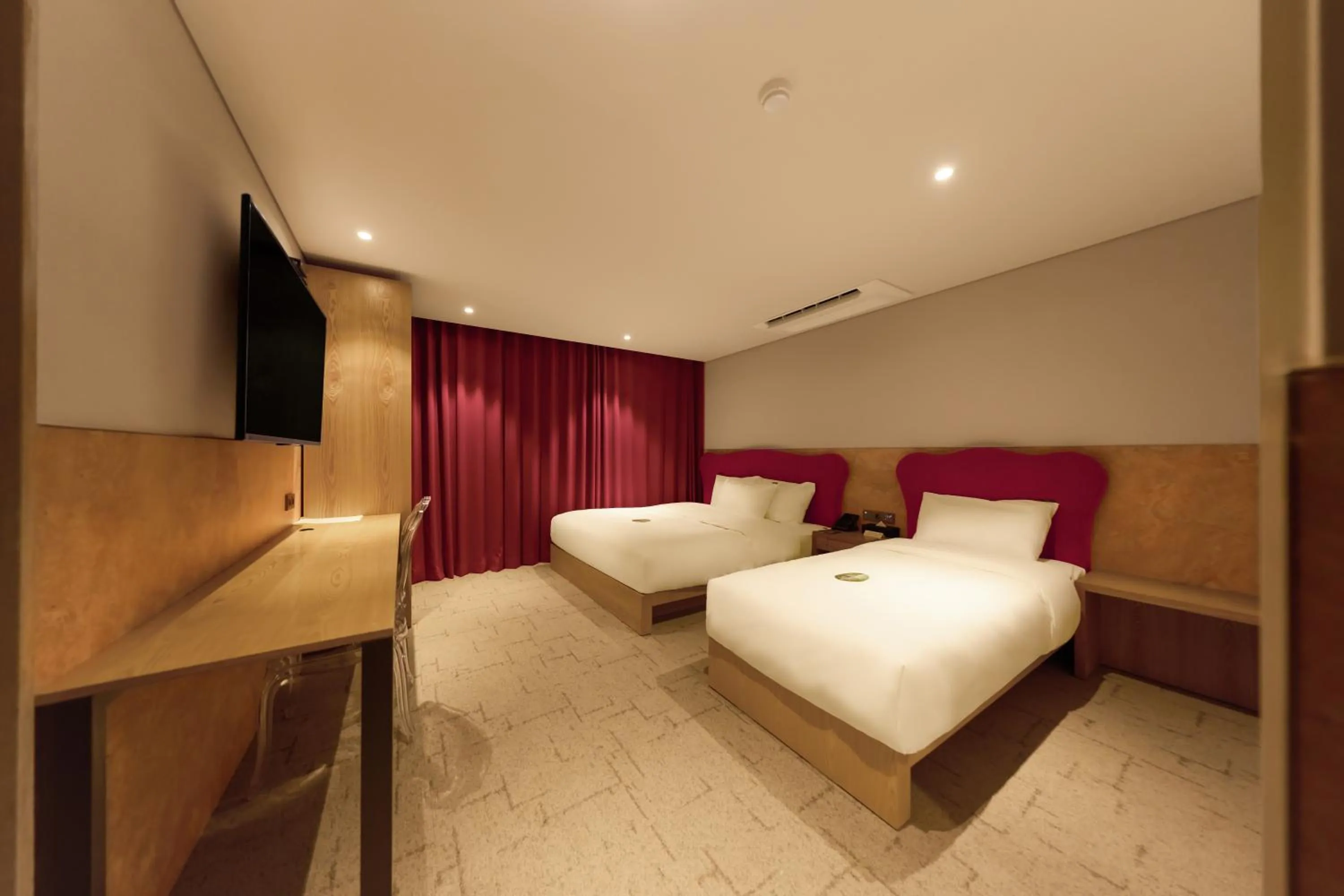 Bedroom, Bed in Capace Hotel Gangnam