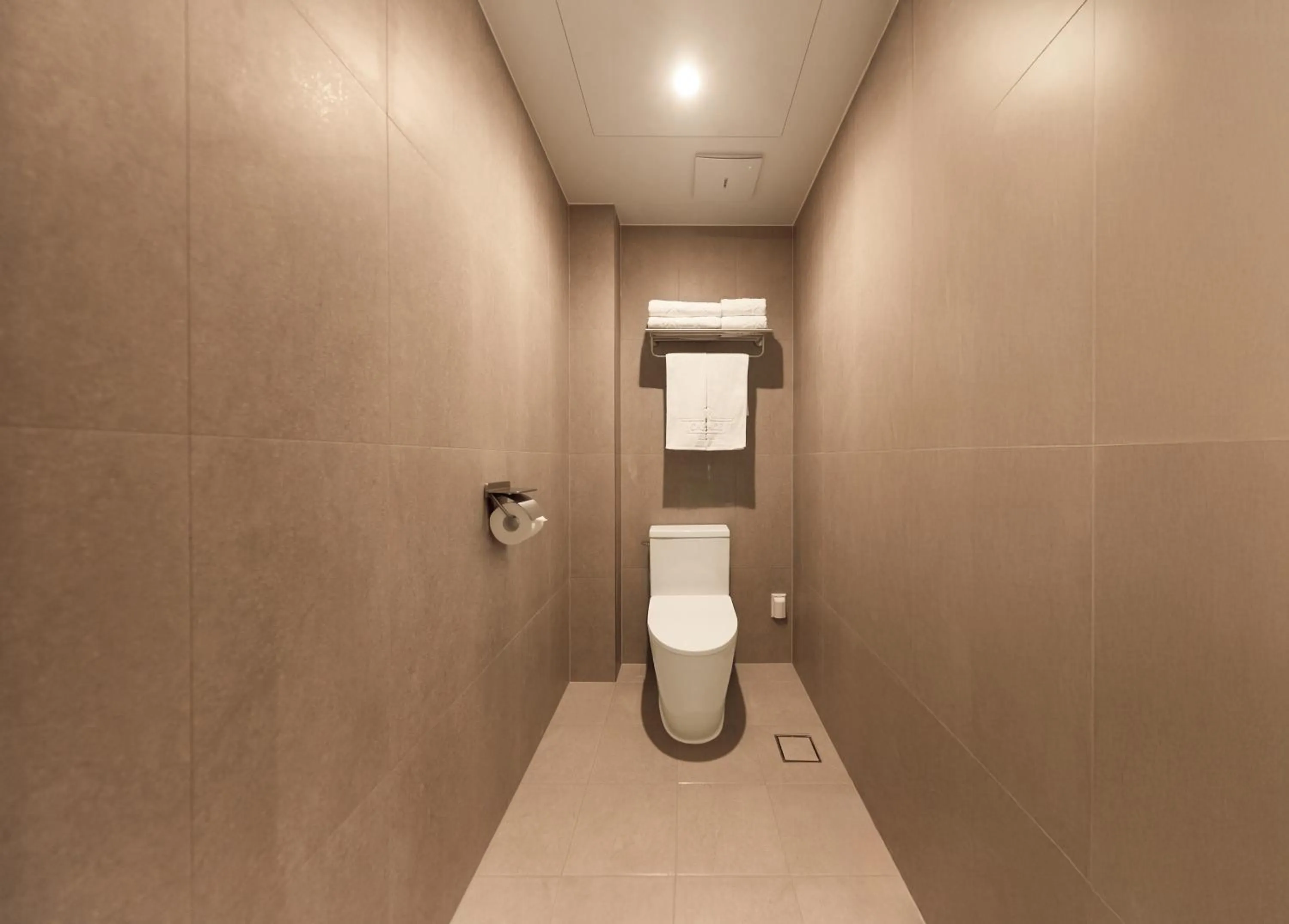 Toilet in Capace Hotel Gangnam