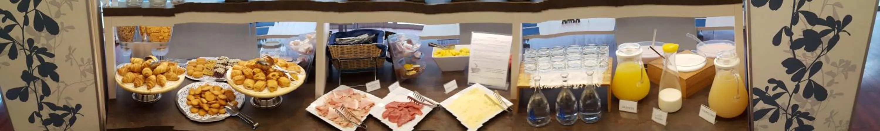 Italian breakfast in Hotel Le Vele