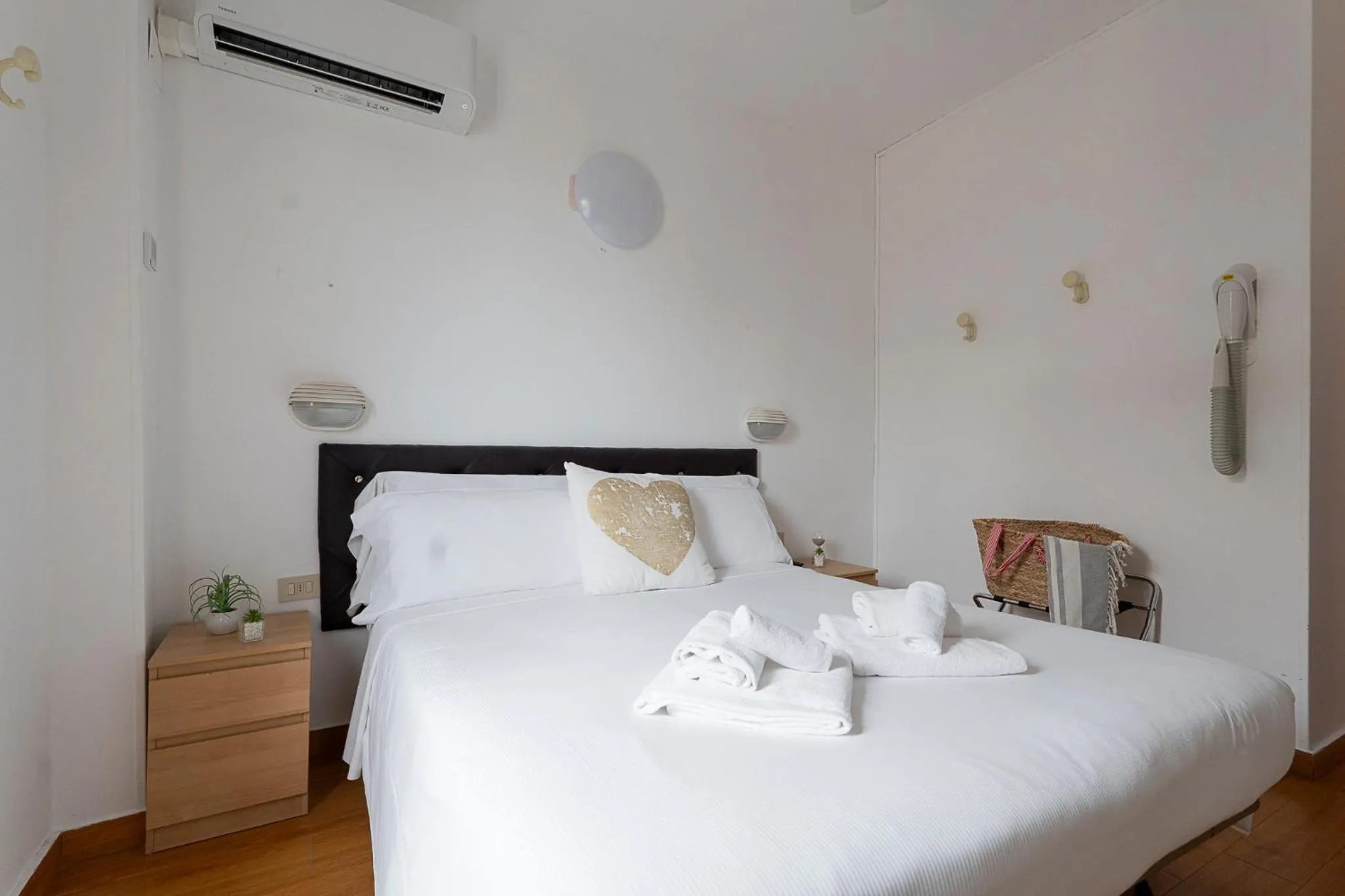 Bed in Hotel Le Vele