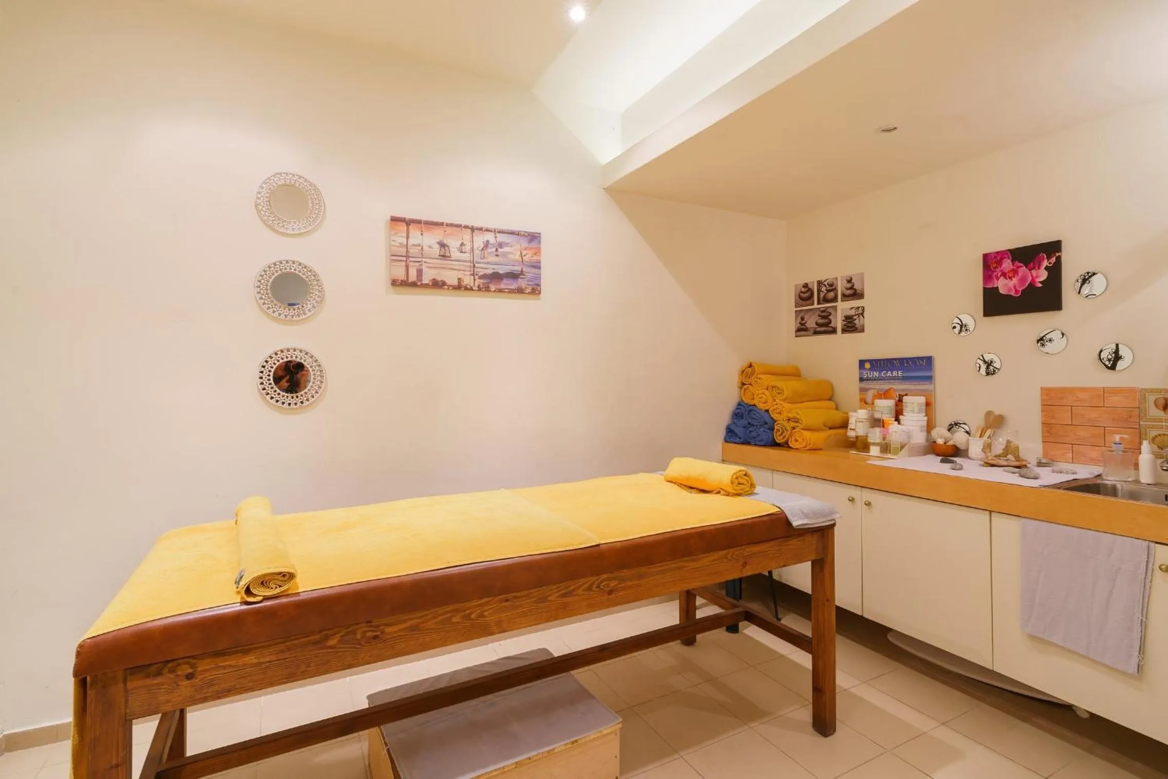 Massage in Aegean Pearl