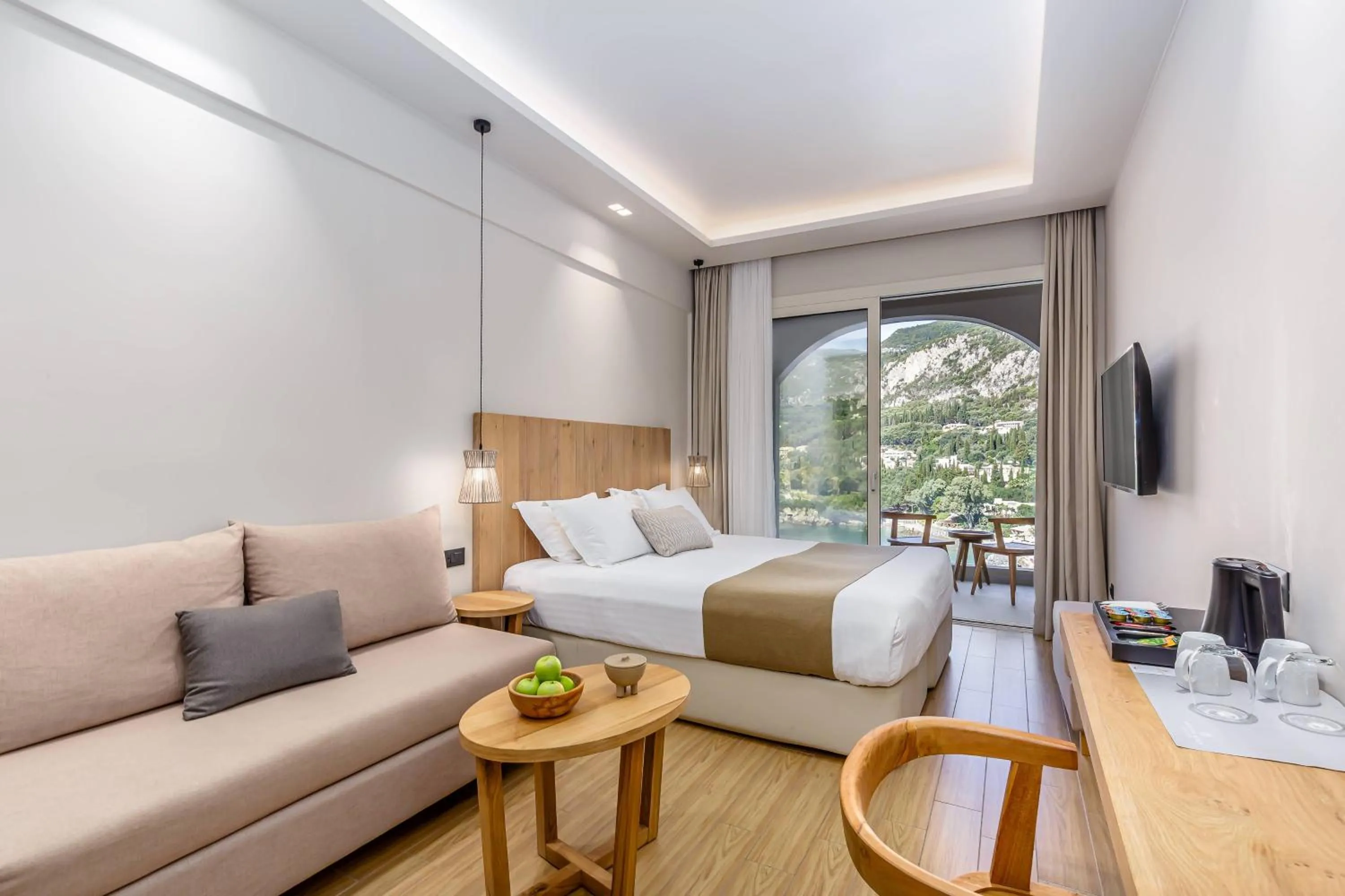 TV and multimedia in Akrotiri Beach Resort Hotel - Adult Friendly