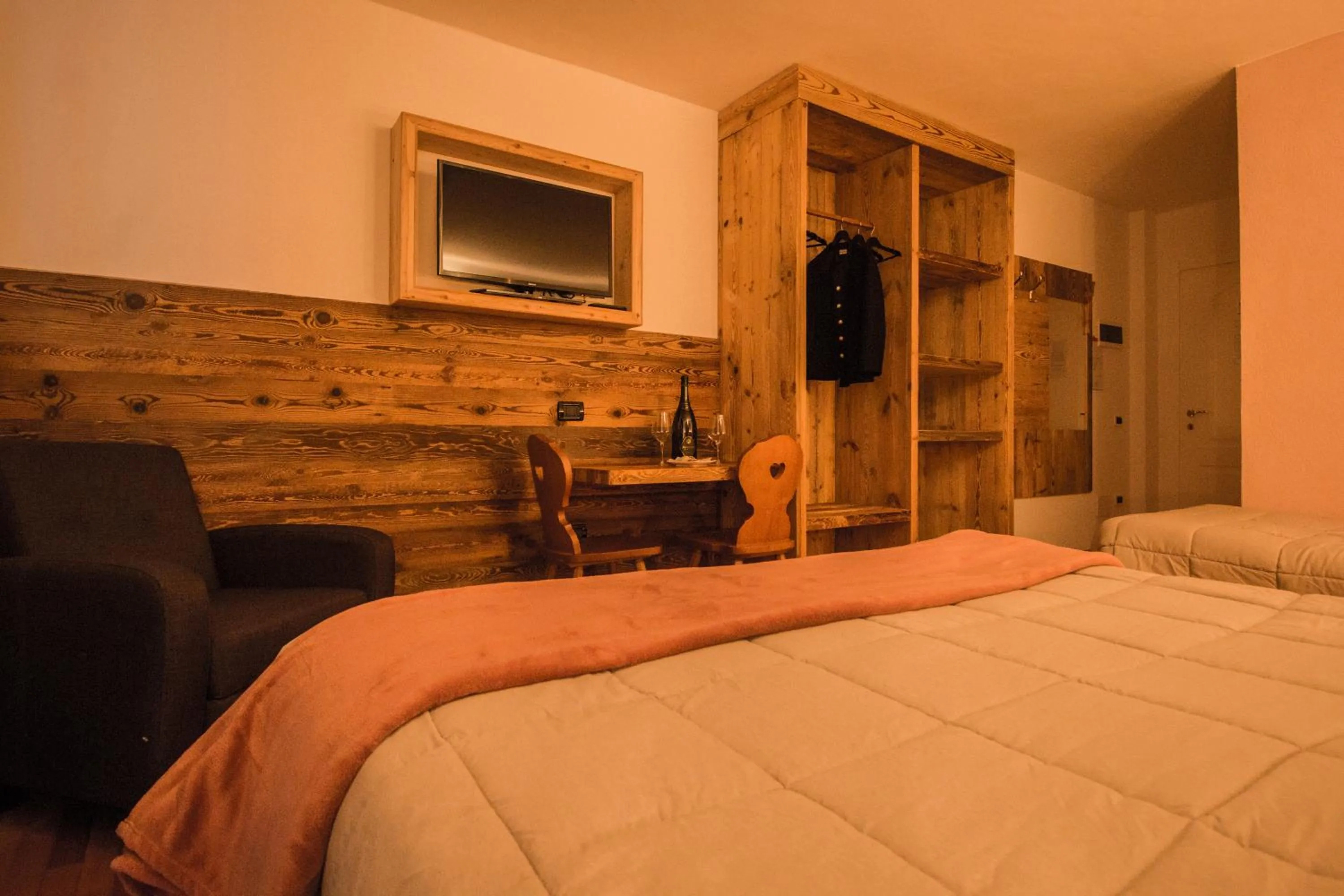 TV and multimedia, Bed in Garni Il Muretto