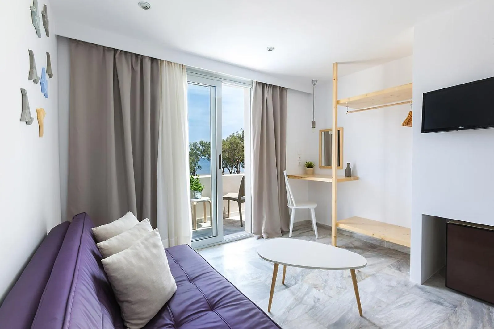 Memories Beach Hotel