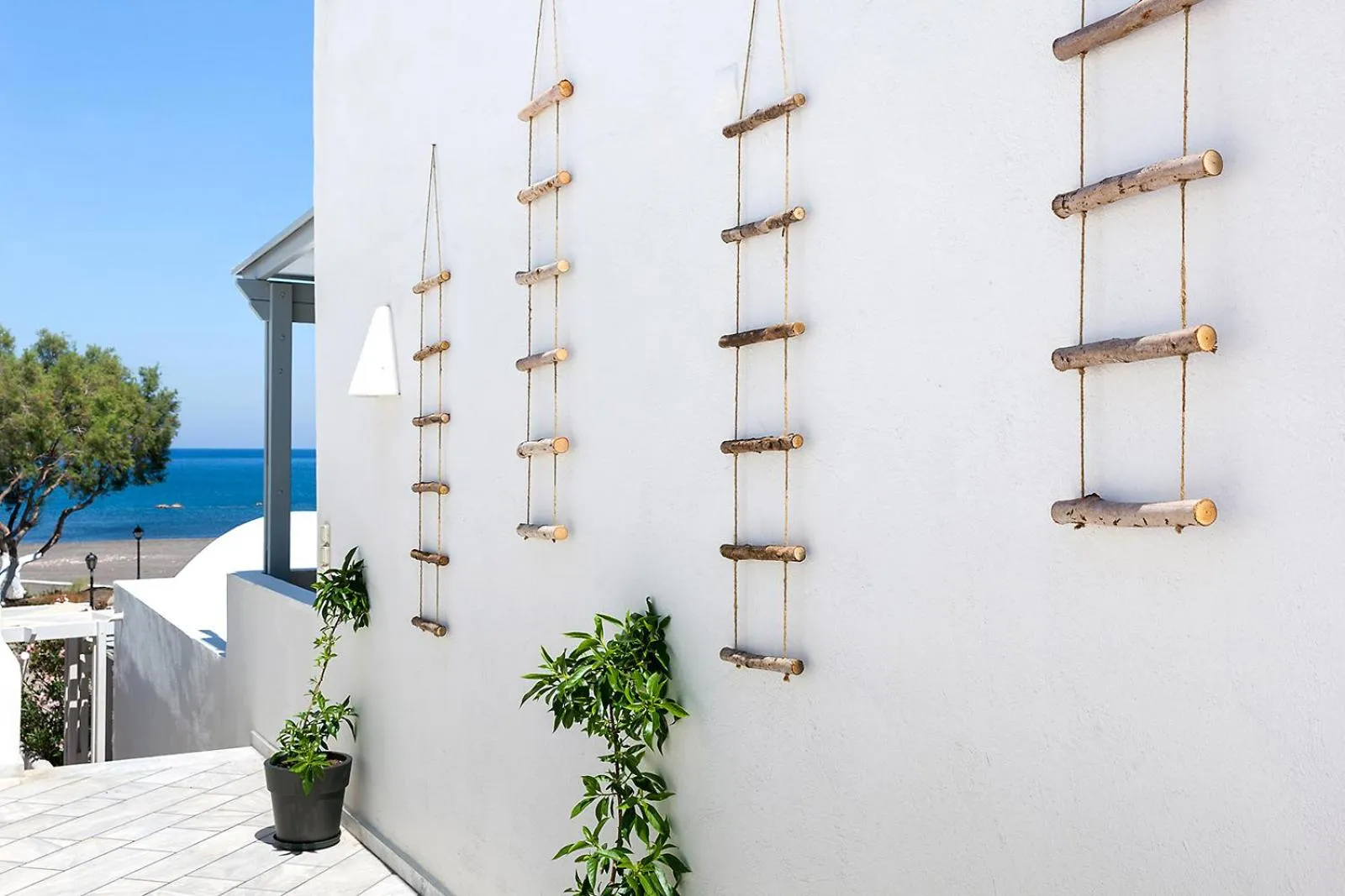 Memories Beach Hotel