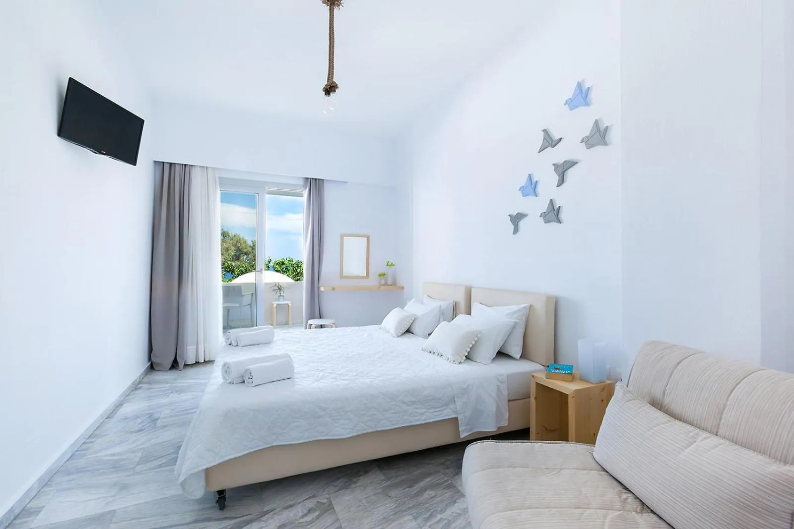 Memories Beach Hotel