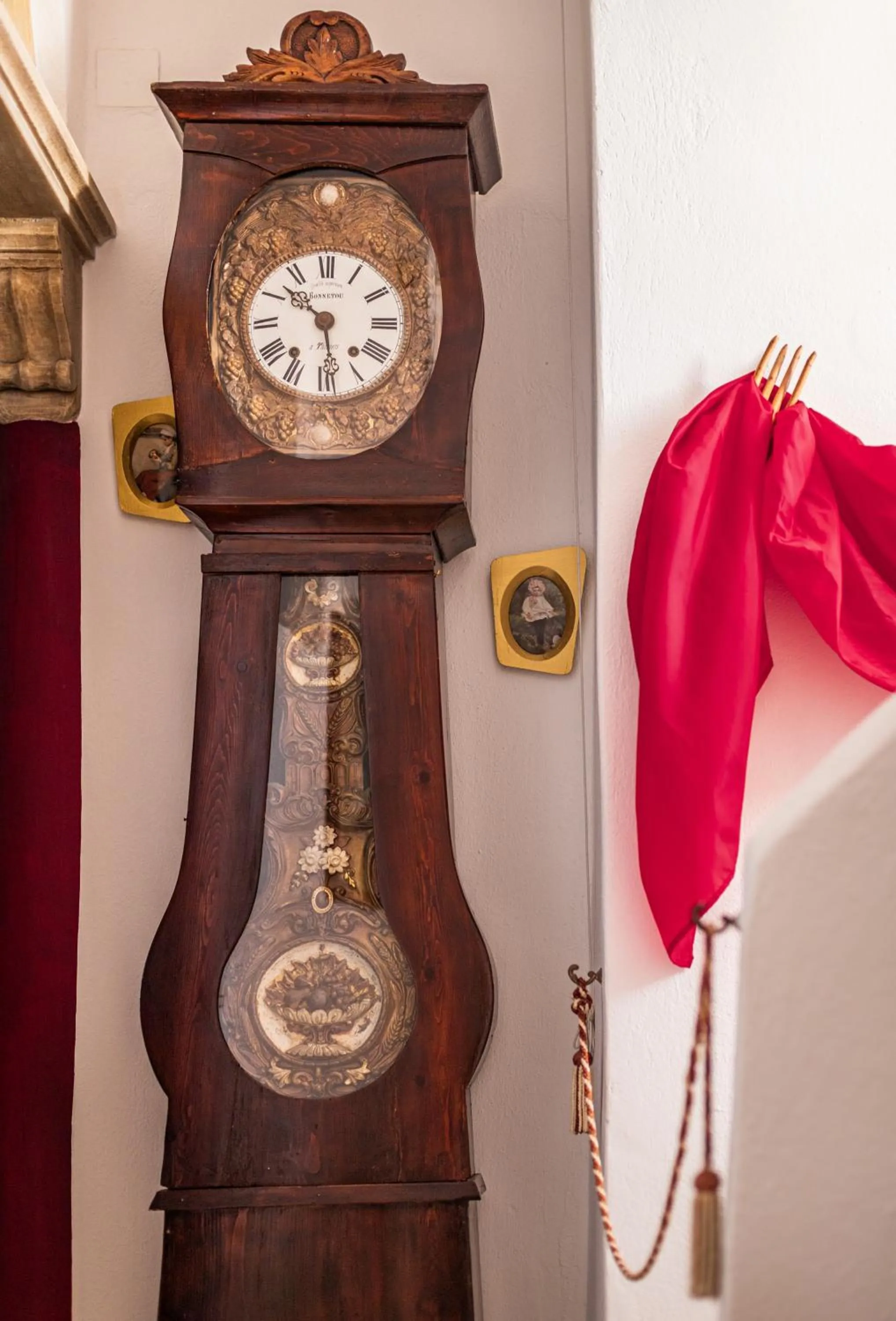 Decorative detail in Voreades