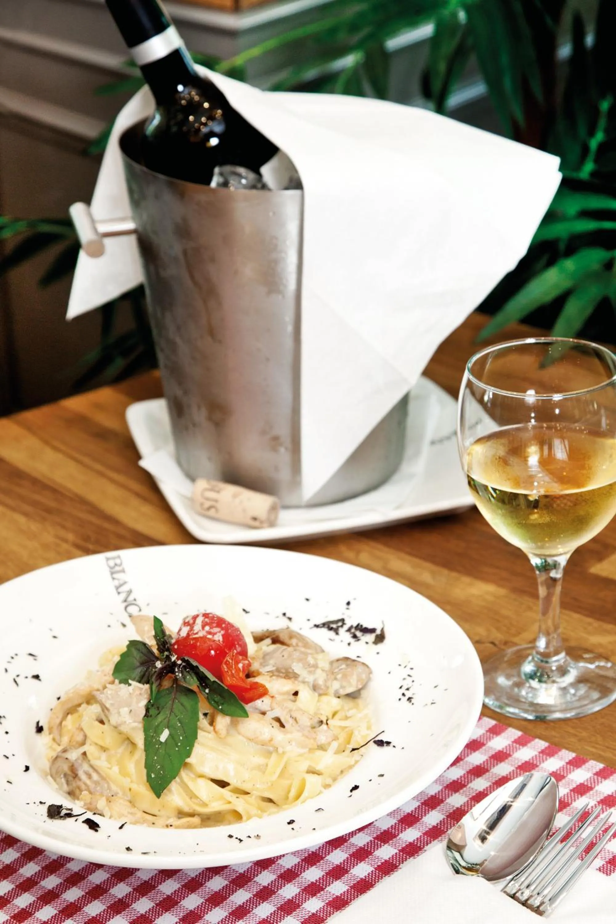 Dinner in Casa Bianca Hotel