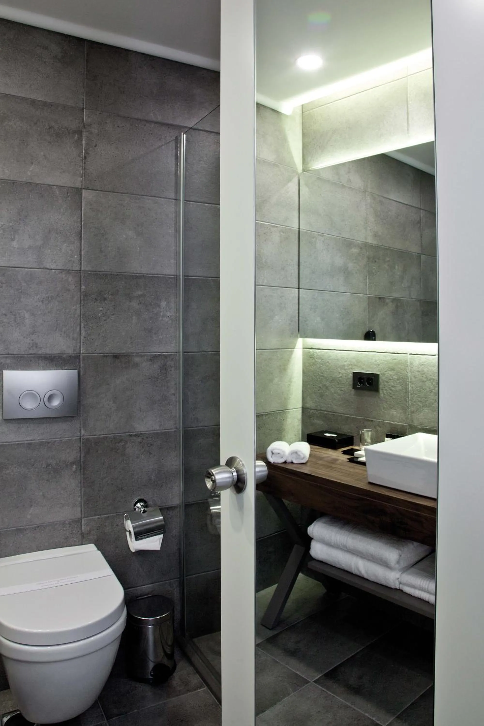 Bathroom in Casa Bianca Hotel