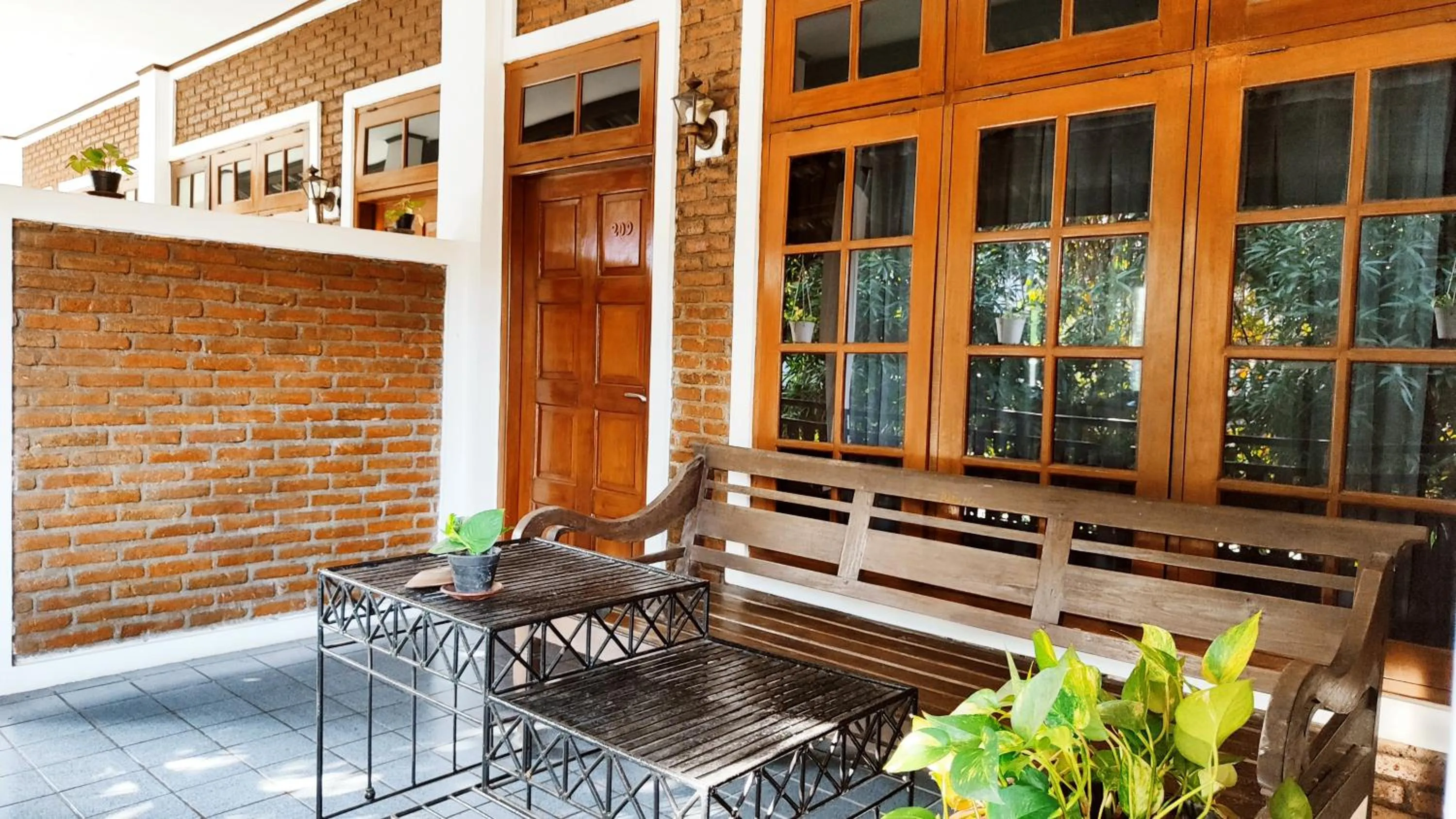 Balcony/Terrace in Paku Mas Hotel